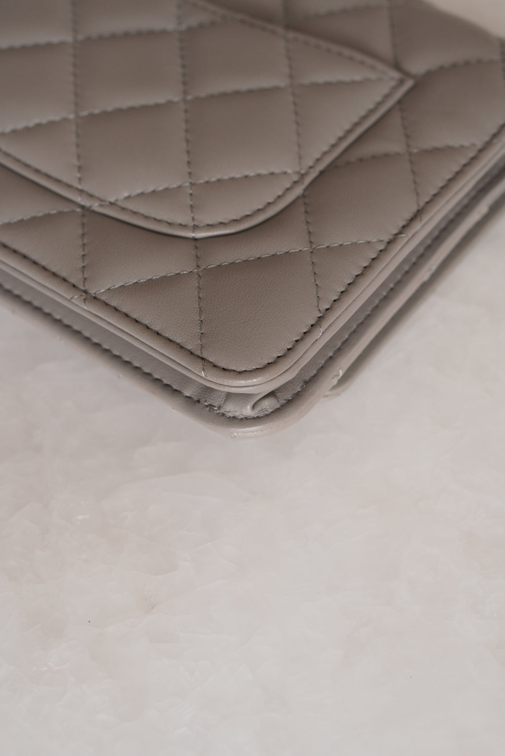 CHANEL WALLET ON CHAIN | GREY