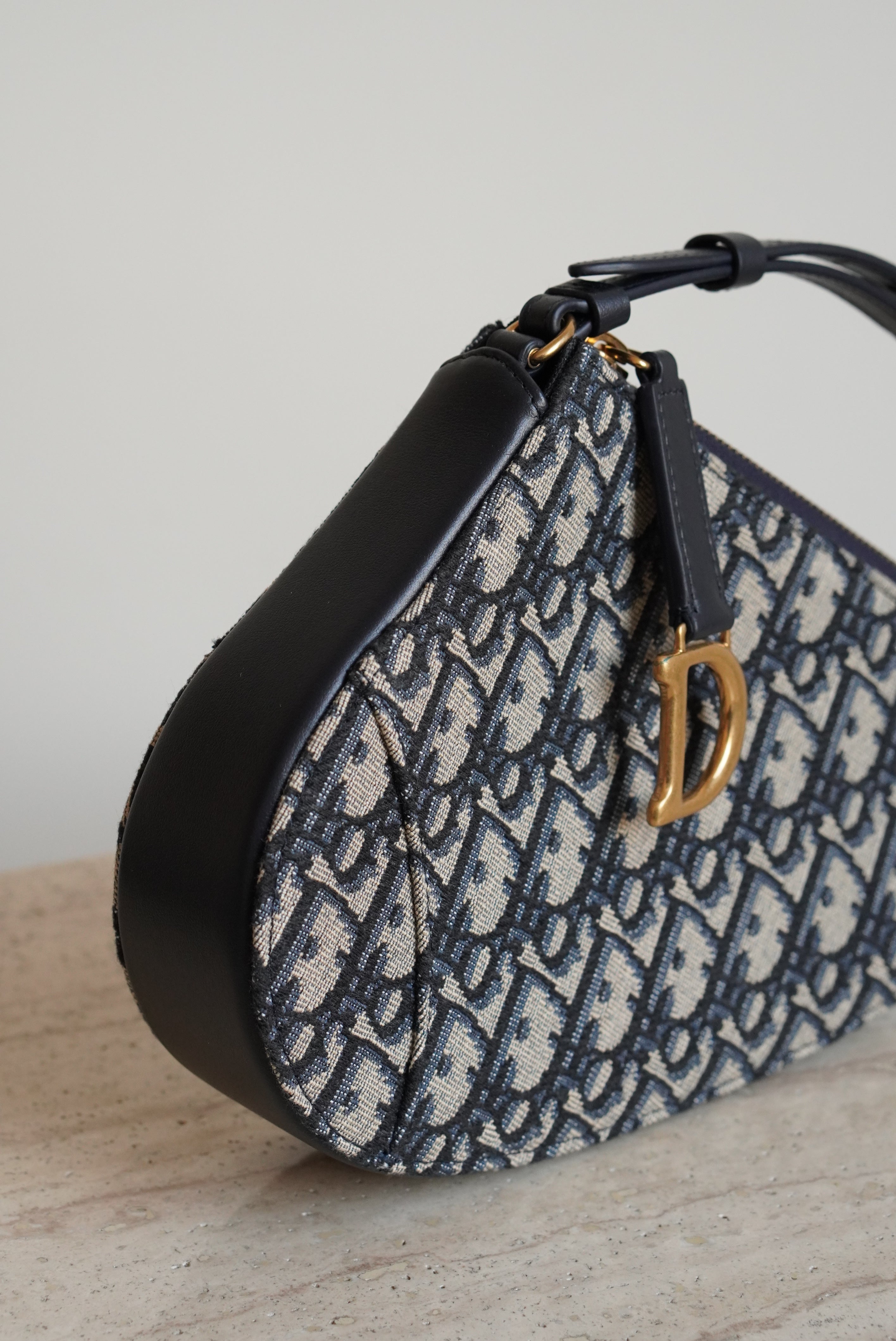 THE MENUE - DIOR SADDLE RODEO POUCH