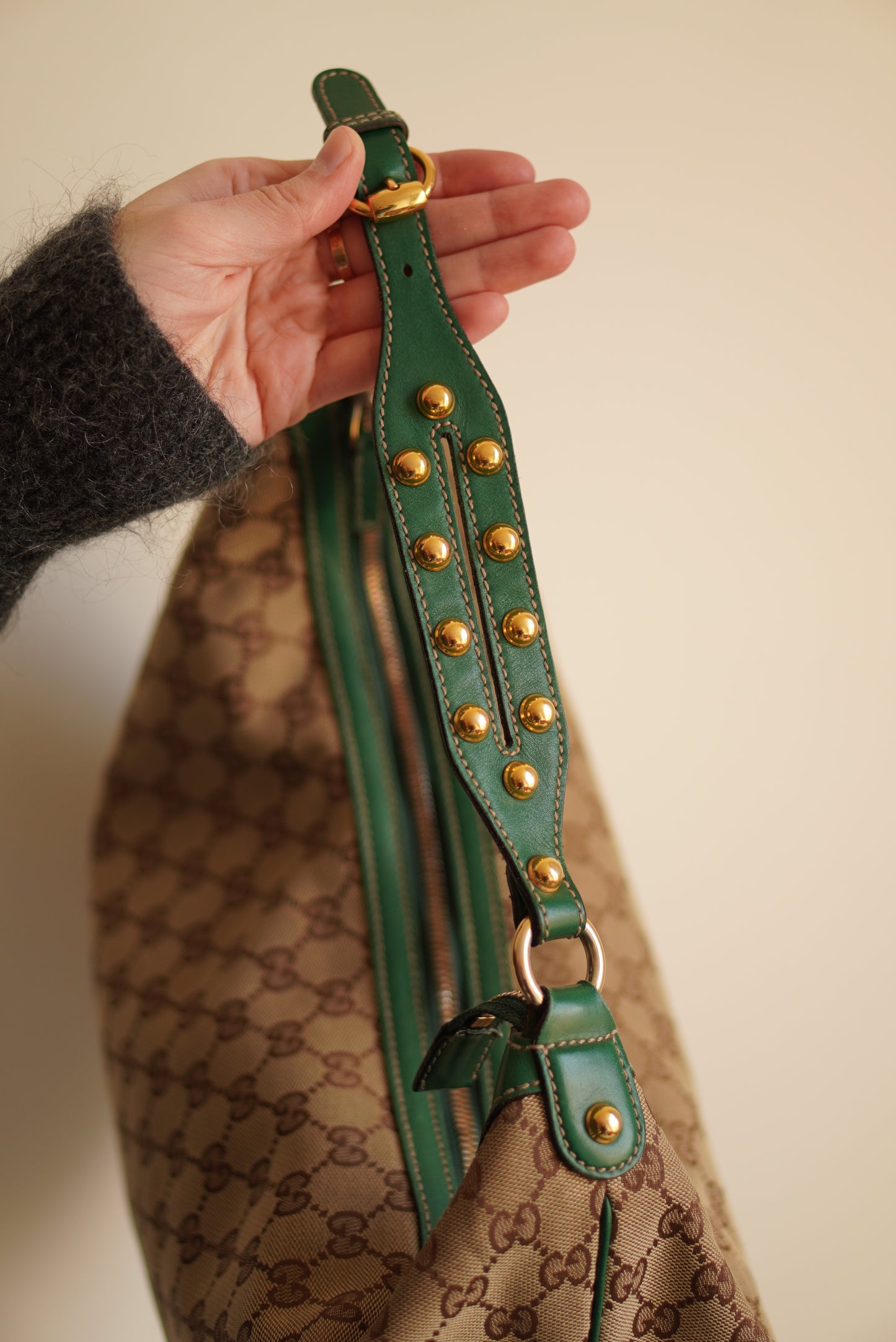 GUCCI BIBA HOBO