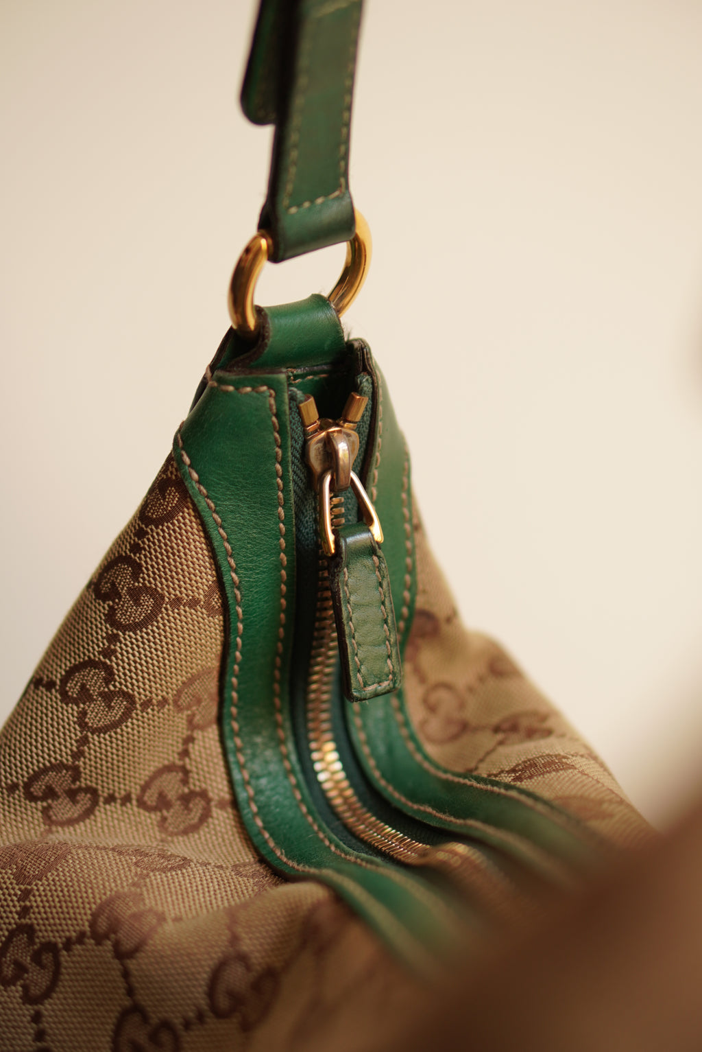 GUCCI BIBA HOBO