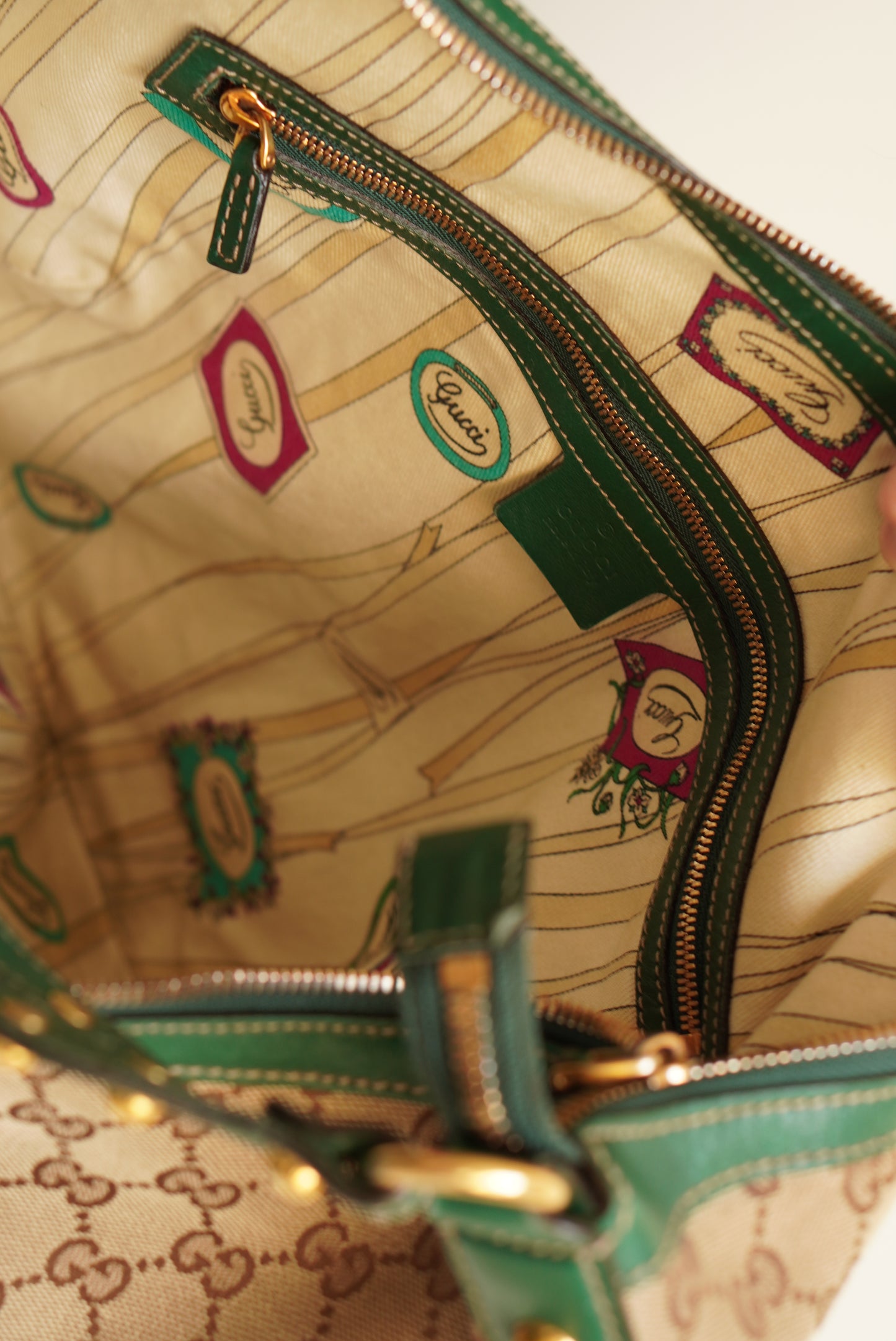 GUCCI BIBA HOBO