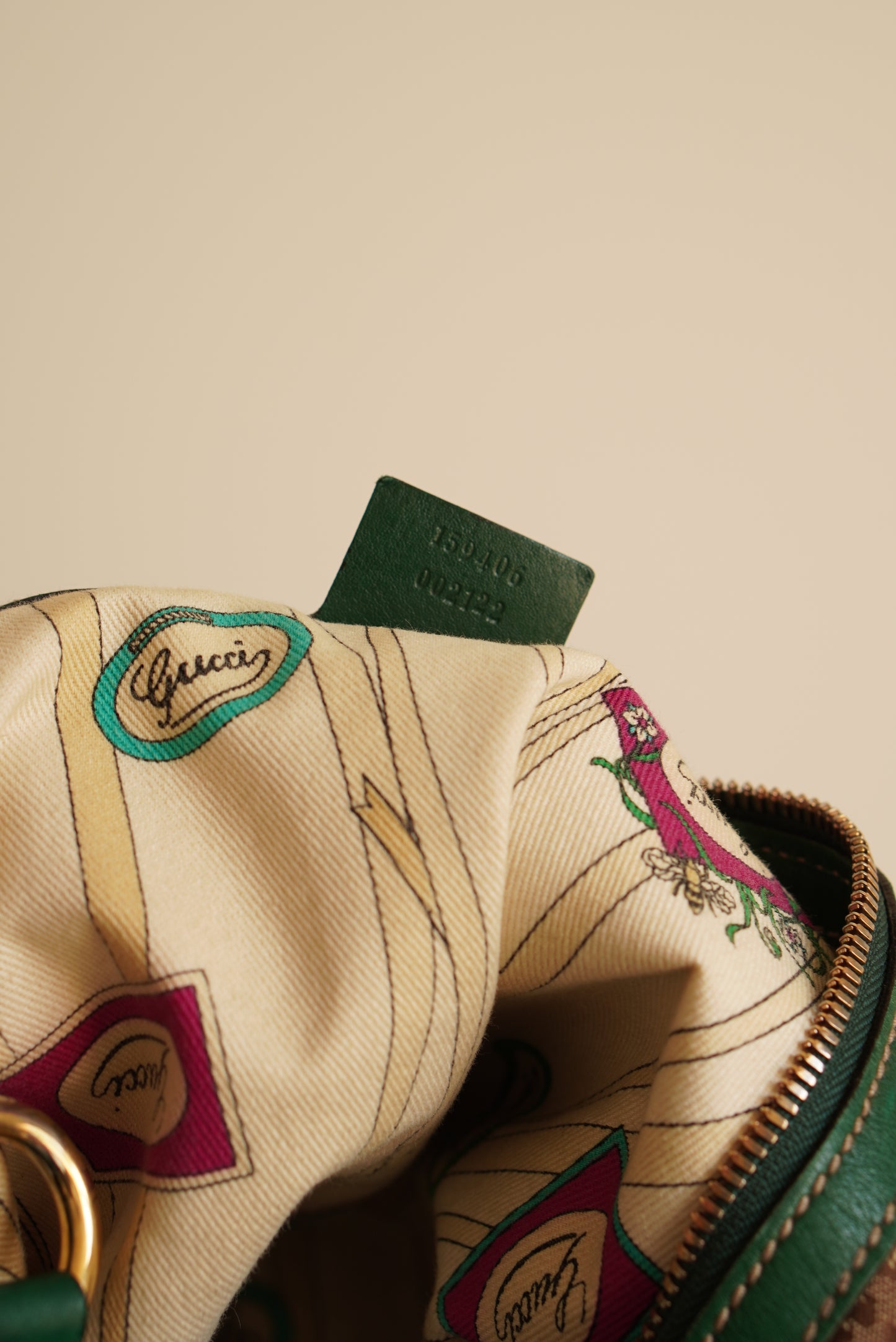 GUCCI BIBA HOBO