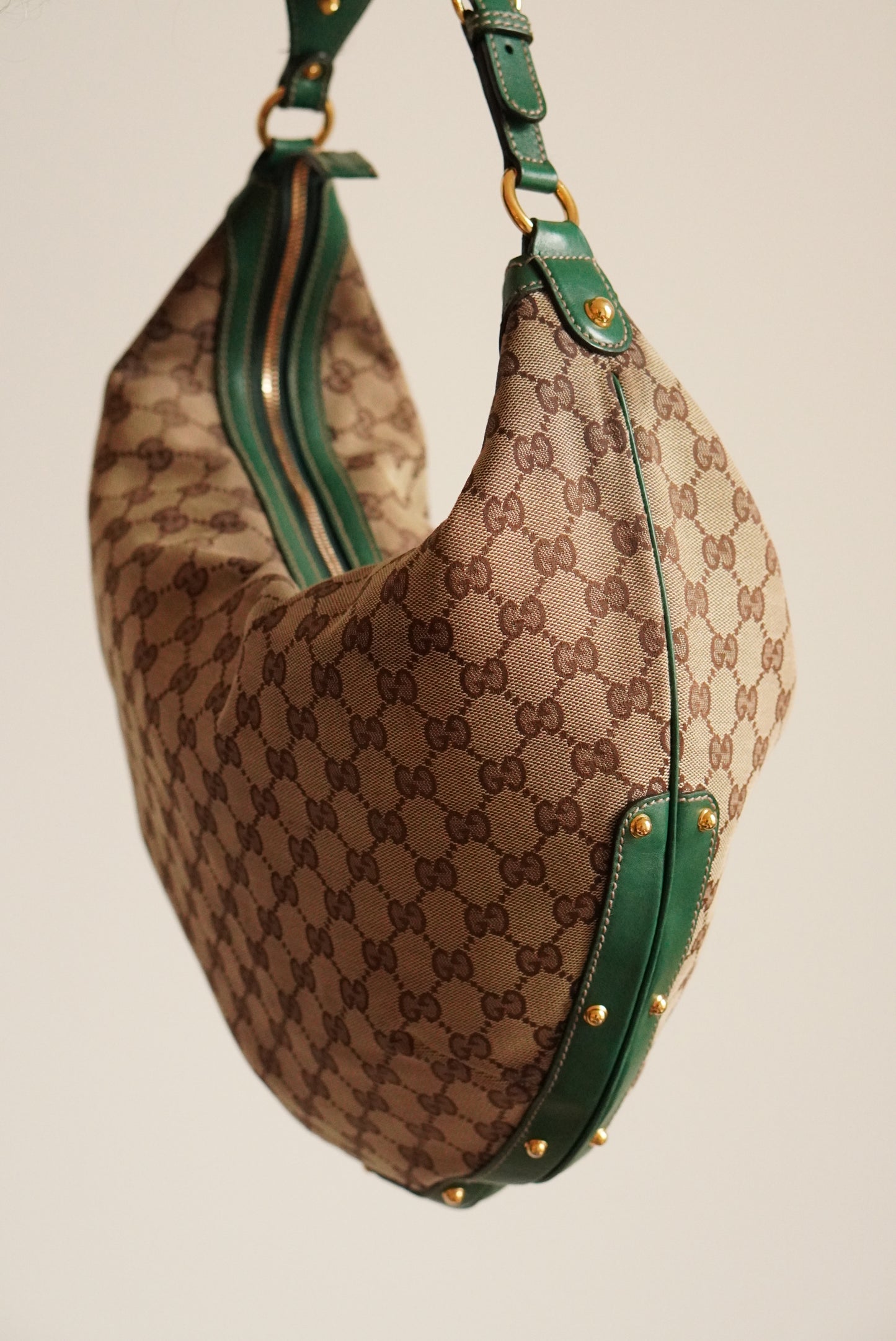 GUCCI BIBA HOBO