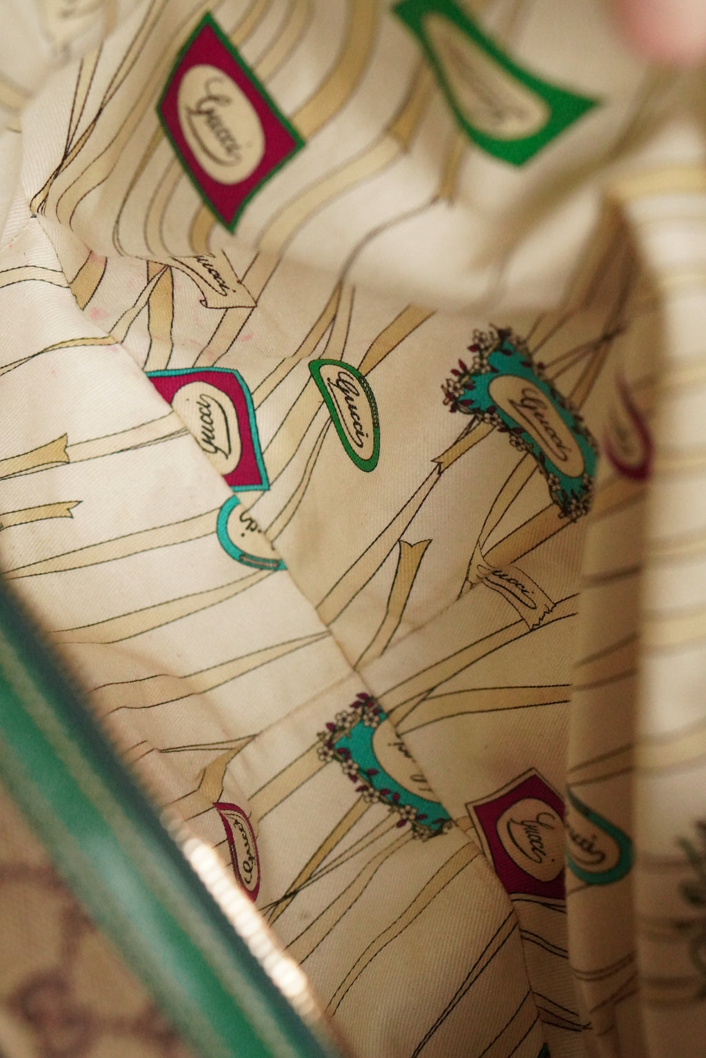 GUCCI BIBA HOBO