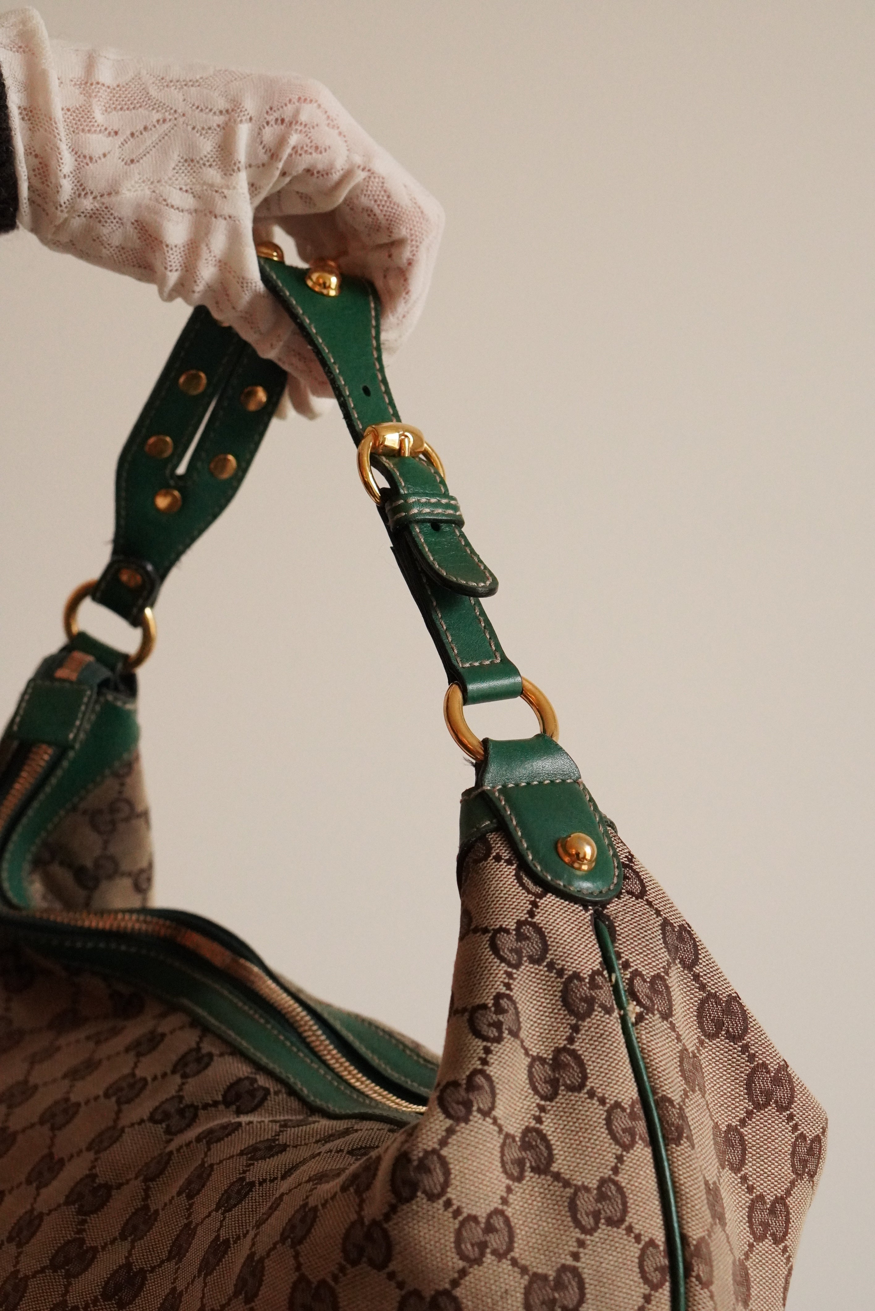 GUCCI BIBA HOBO
