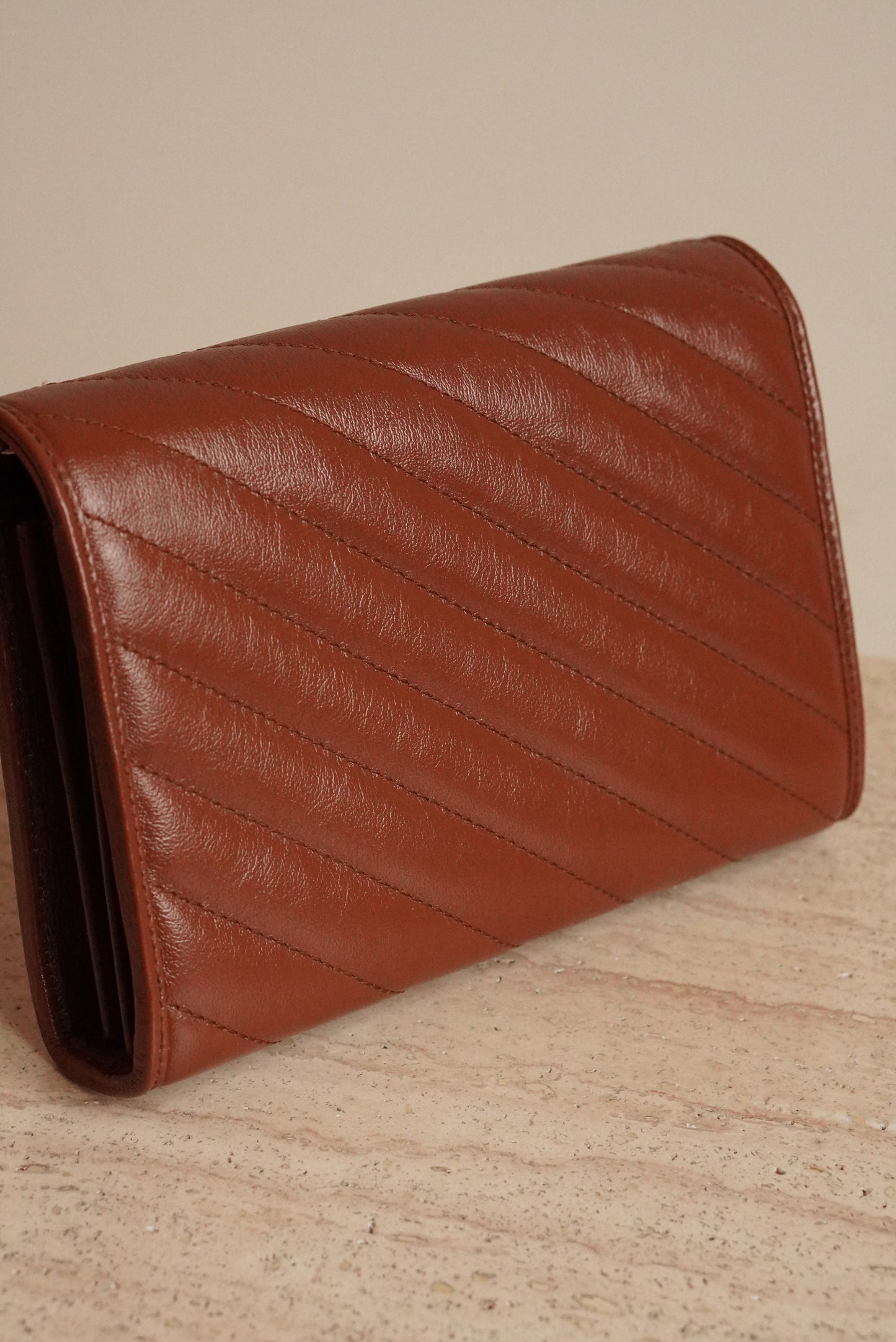 GUCCI GG MARMONT WALLET ON CHAIN | BROWN