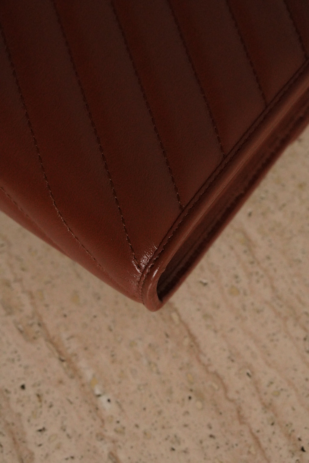GUCCI GG MARMONT WALLET ON CHAIN | BROWN