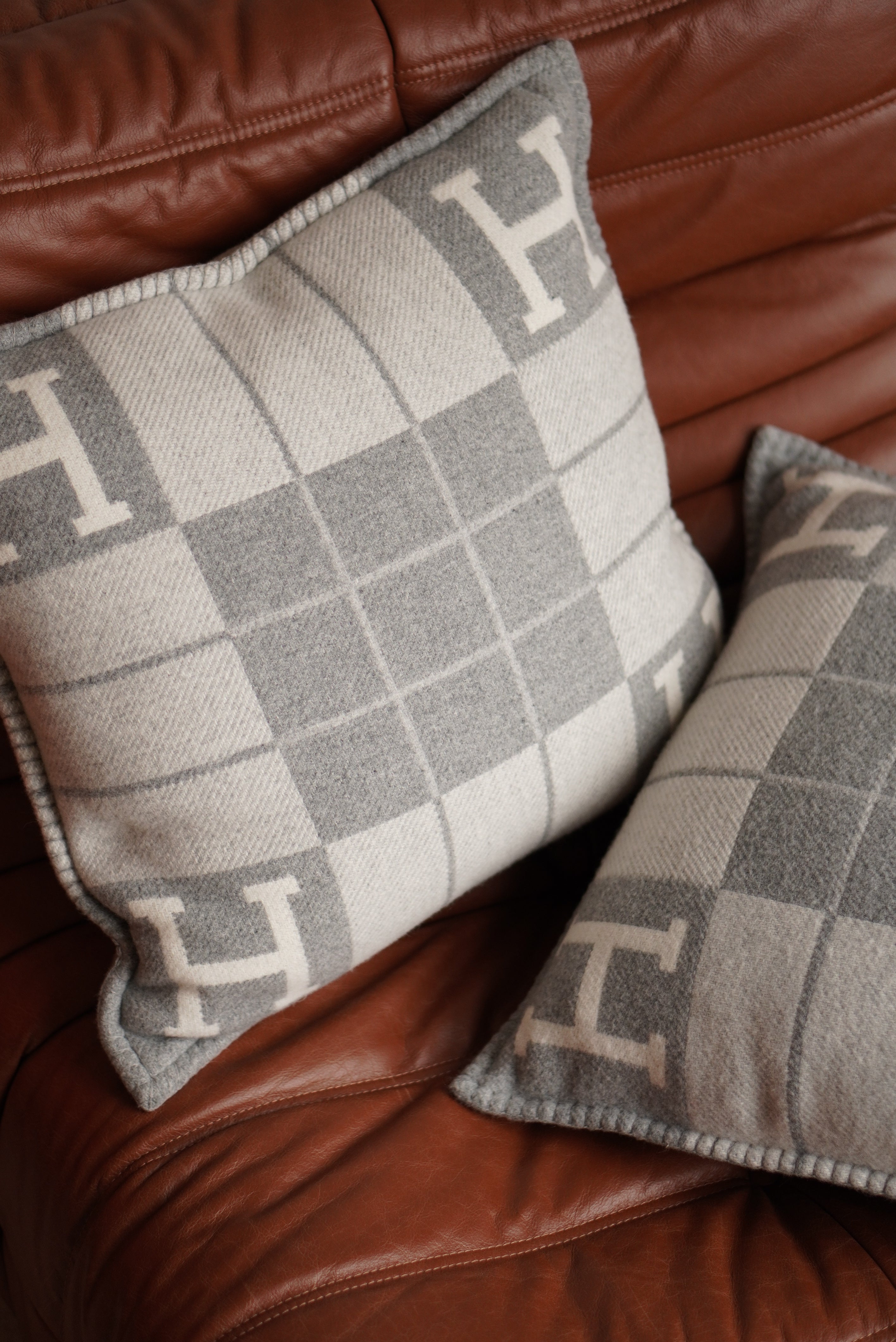 HERMÈS AVALON III SMALL PILLOWS
