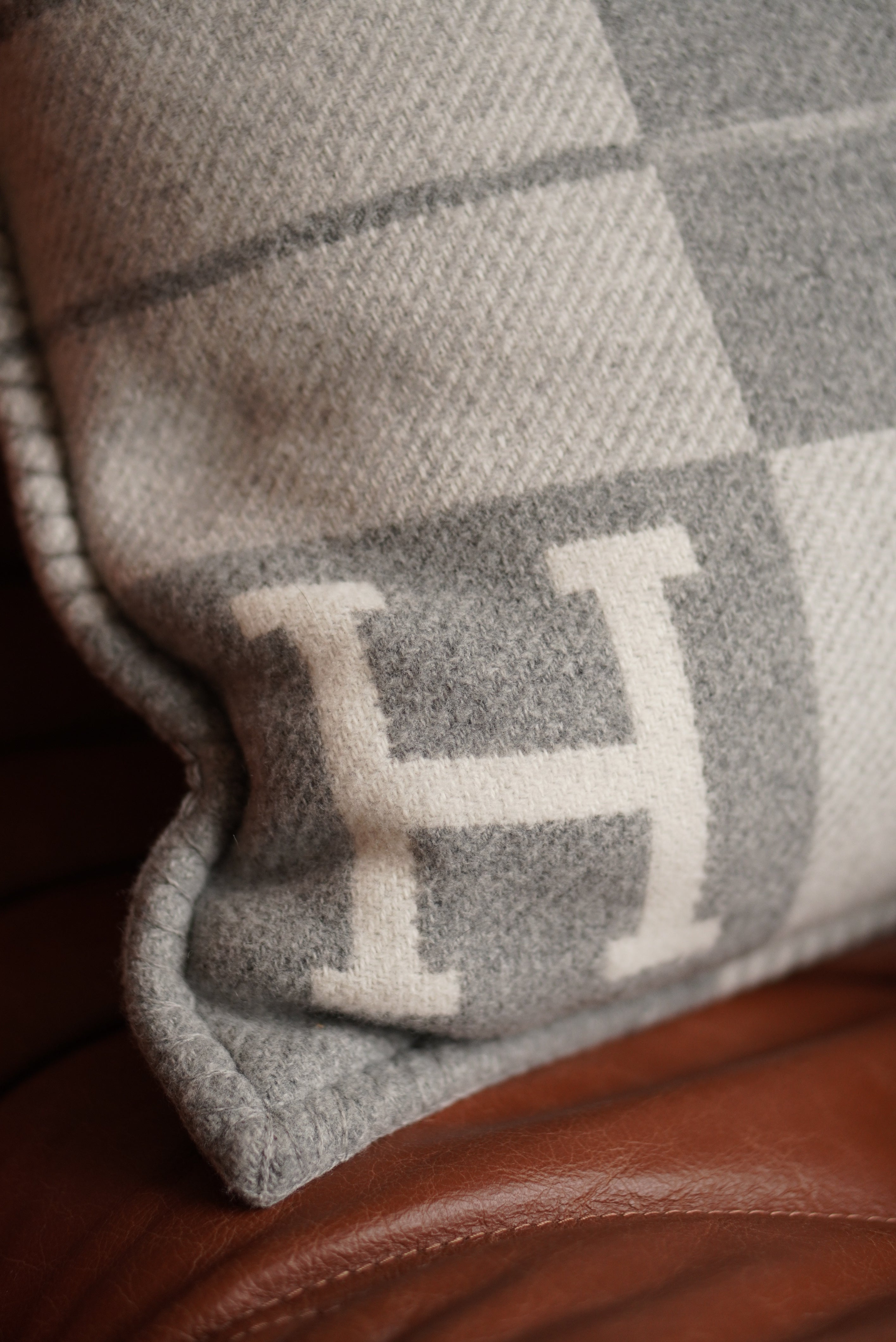 HERMÈS AVALON III SMALL PILLOWS