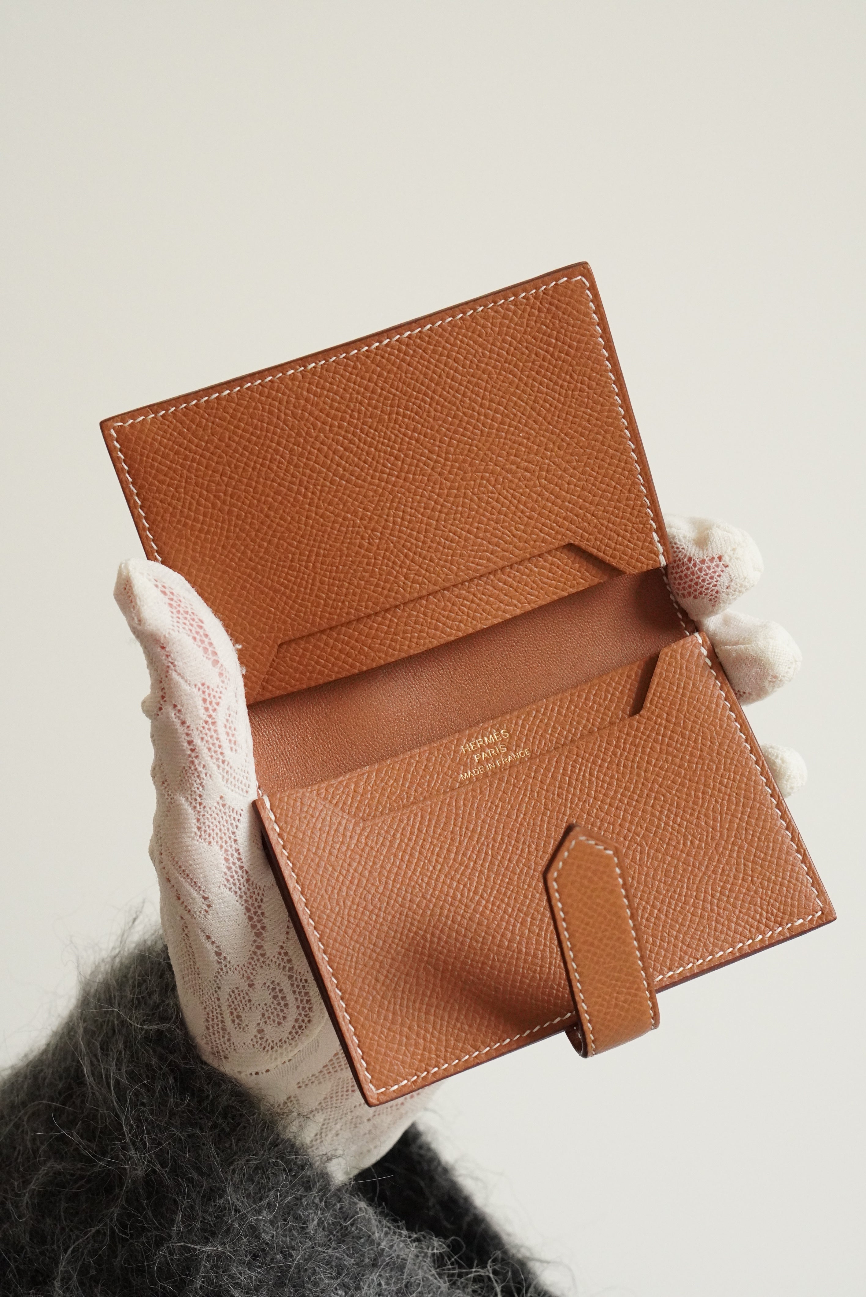 HERMÈS BEARN CARD HOLDER | GOLD