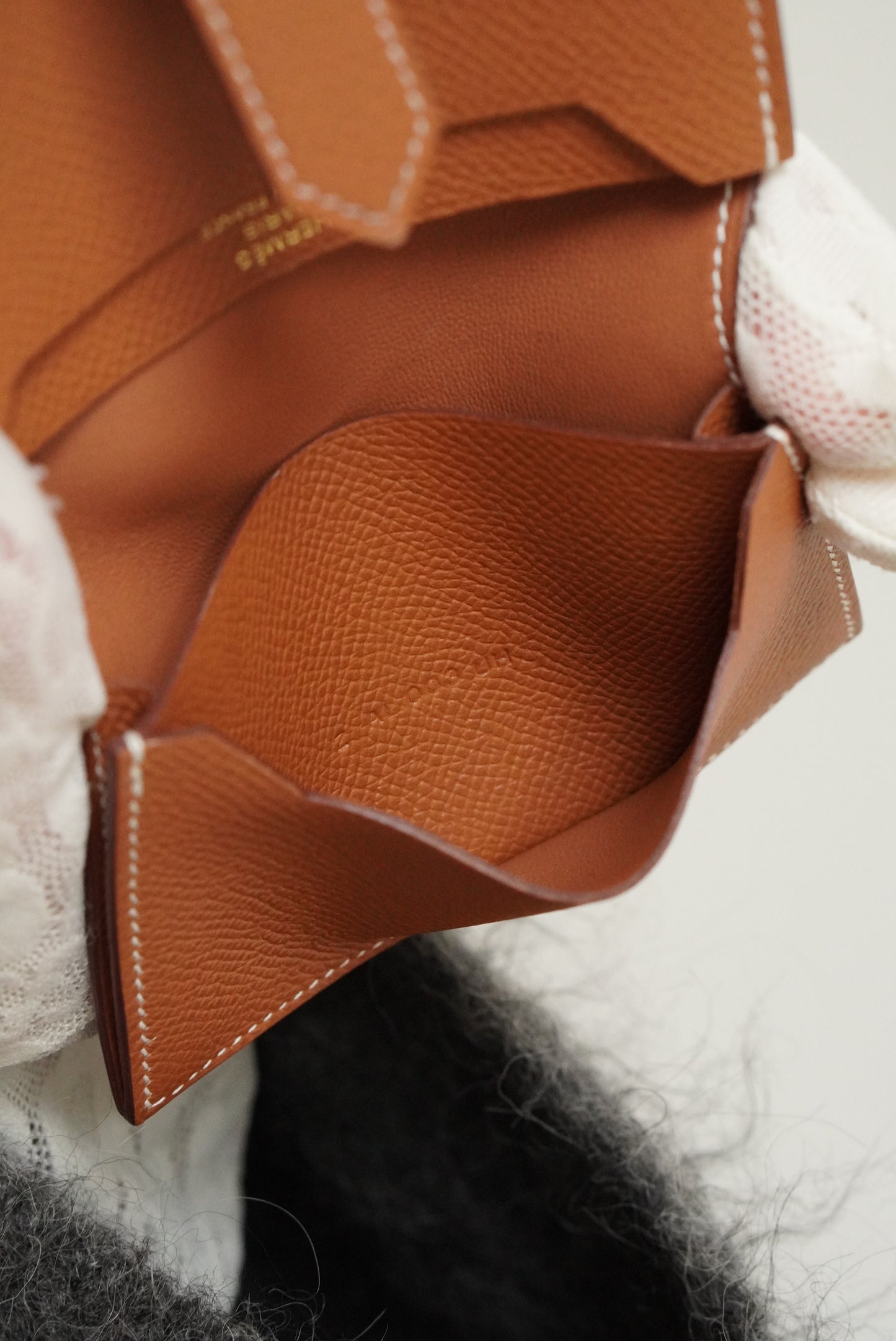 HERMÈS BEARN CARD HOLDER | GOLD