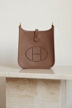 HERMÈS EVELYNE 16 AMAZONE | ALEZAN