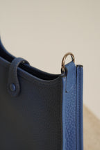 HERMÈS EVELYNE 16 AMAZONE | BLUE TIE