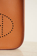 HERMÈS EVELYNE 16 SELLIER | GOLD