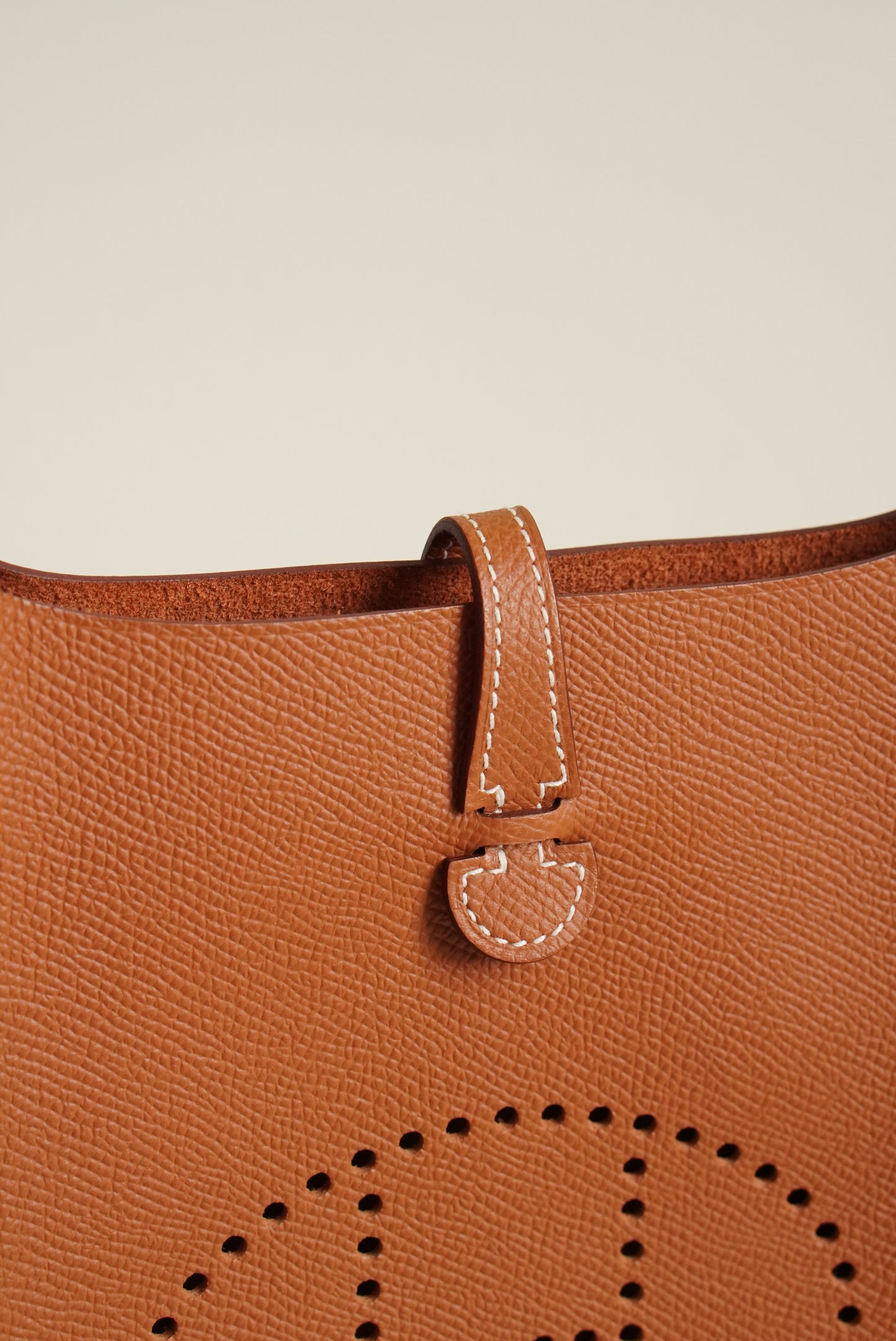 HERMÈS EVELYNE 16 SELLIER | GOLD