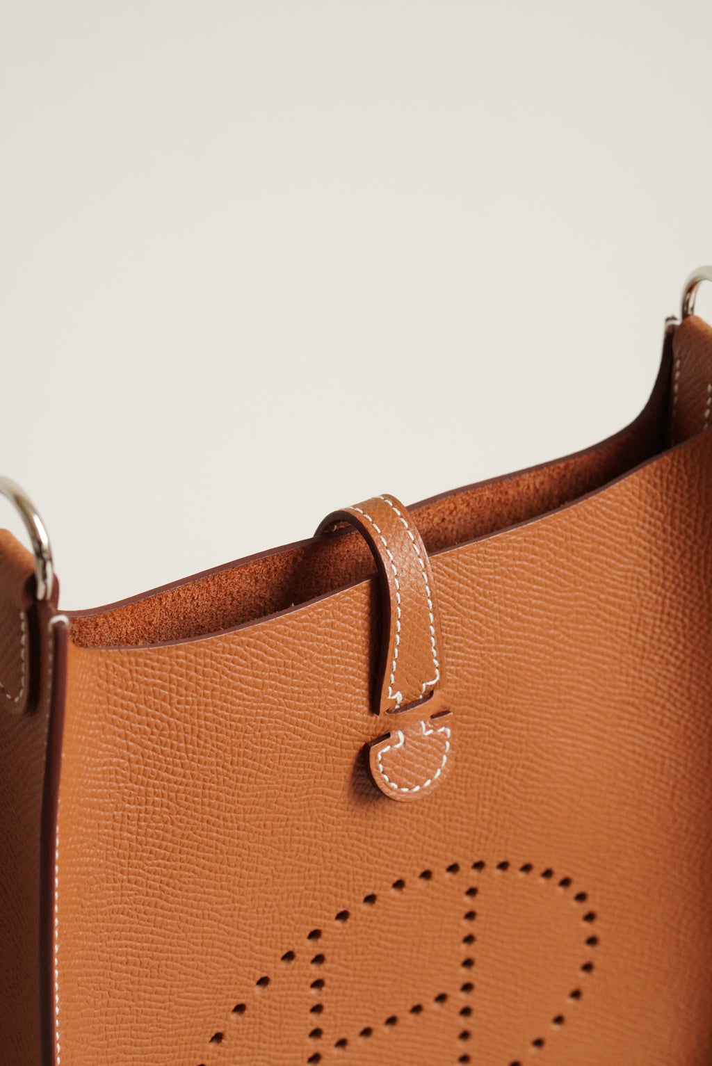 HERMÈS EVELYNE 16 SELLIER | GOLD