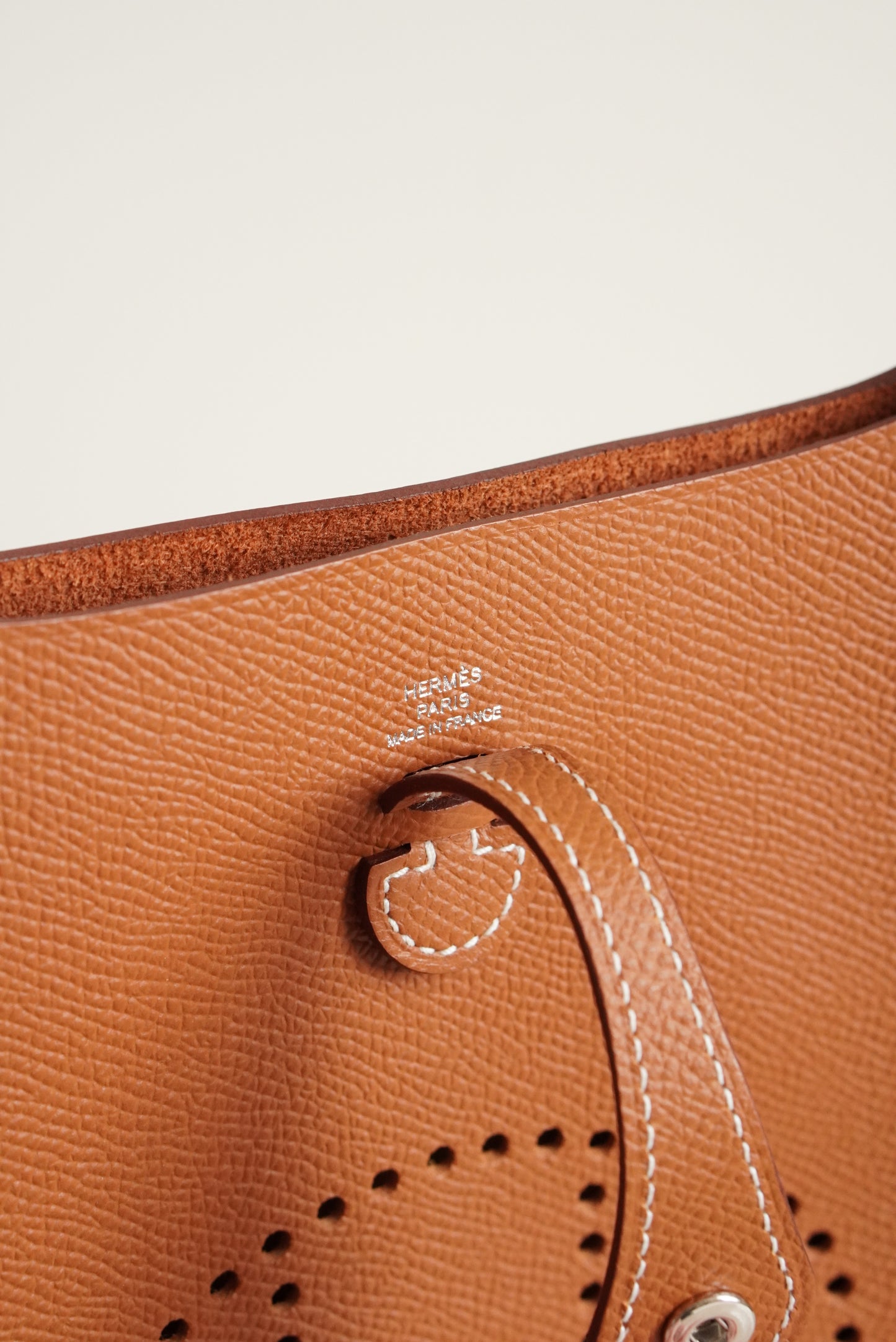HERMÈS EVELYNE 16 SELLIER | GOLD