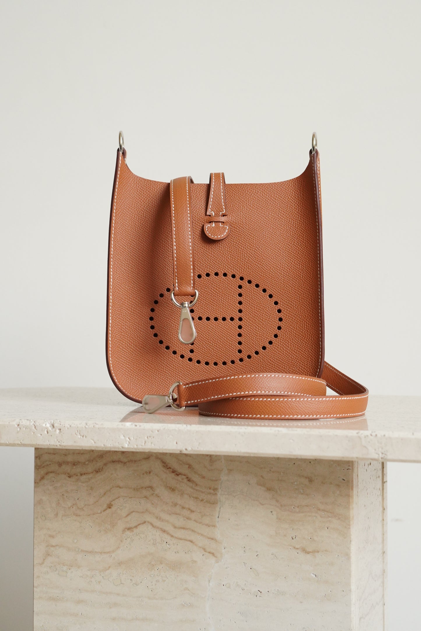 HERMÈS EVELYNE 16 SELLIER | GOLD