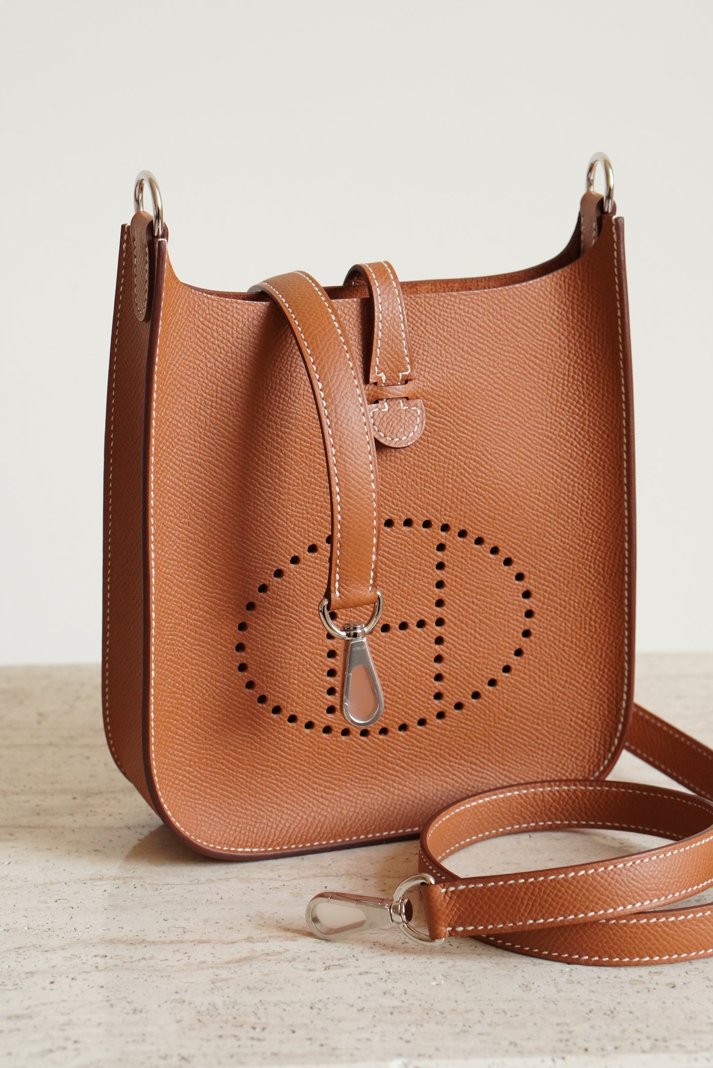 HERMÈS EVELYNE 16 SELLIER | GOLD