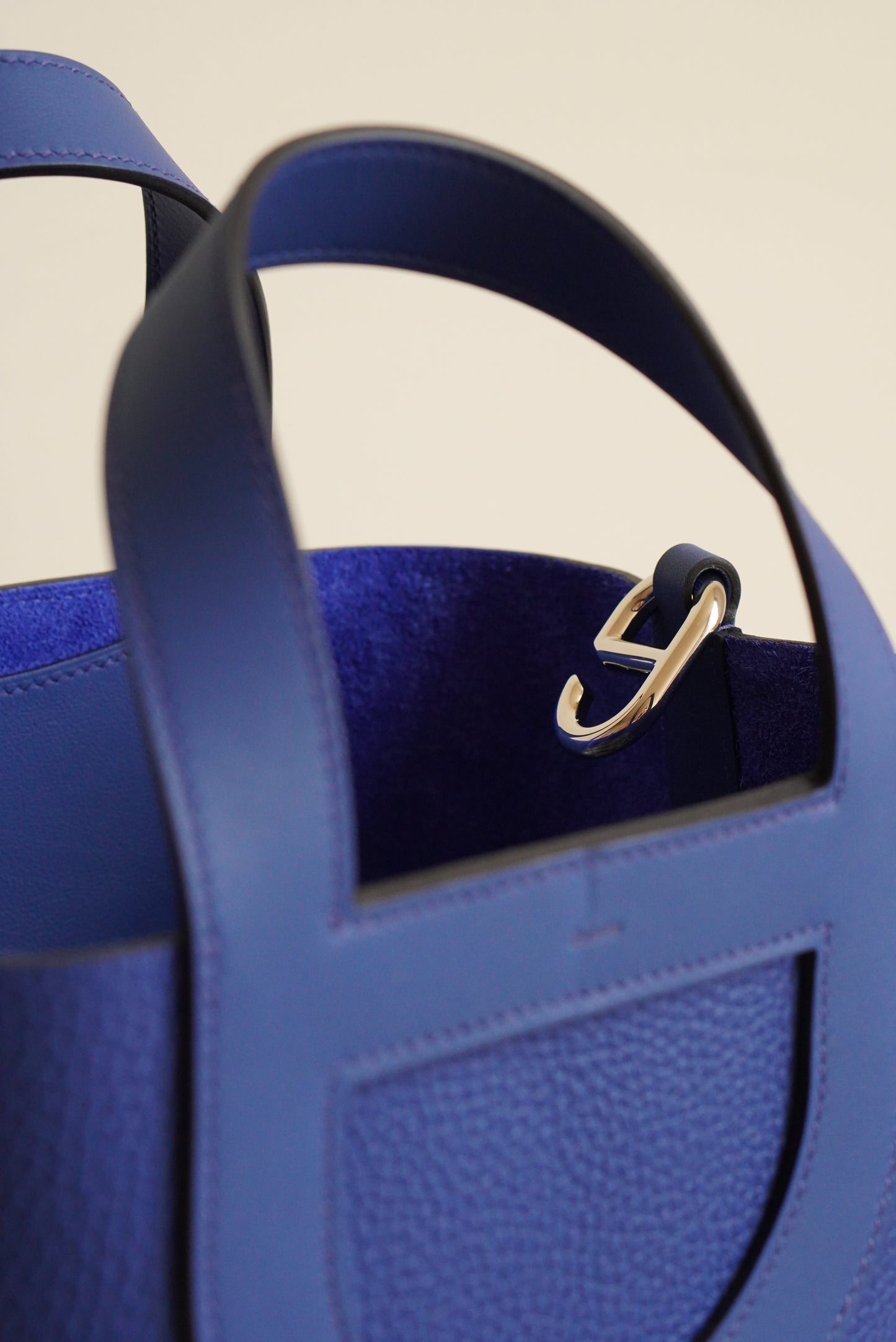 HERMÈS IN-THE-LOOP 23 | BLEU ROYAL