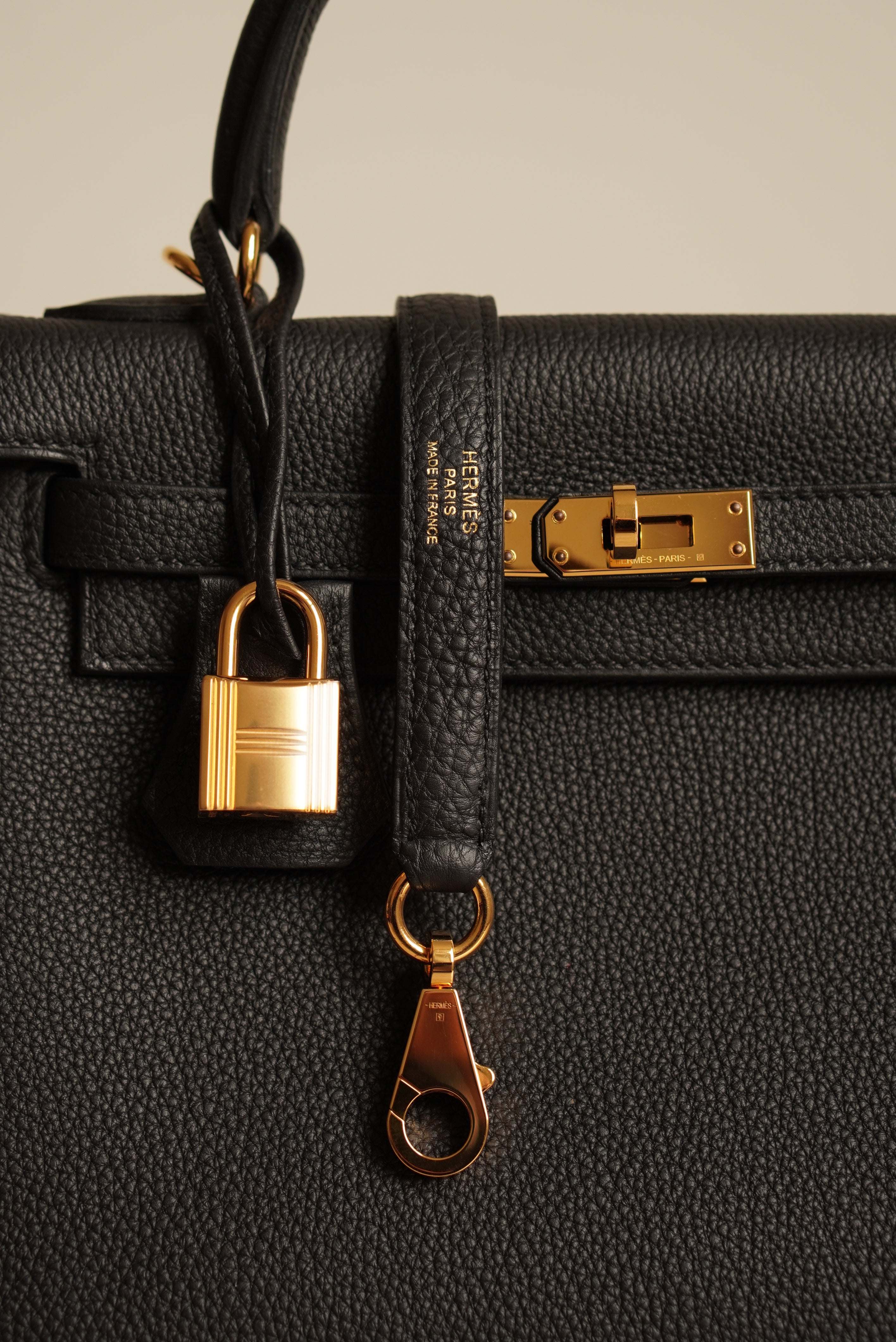 HERMÈS KELLY 25 RETOURNE TOGO | NOIR