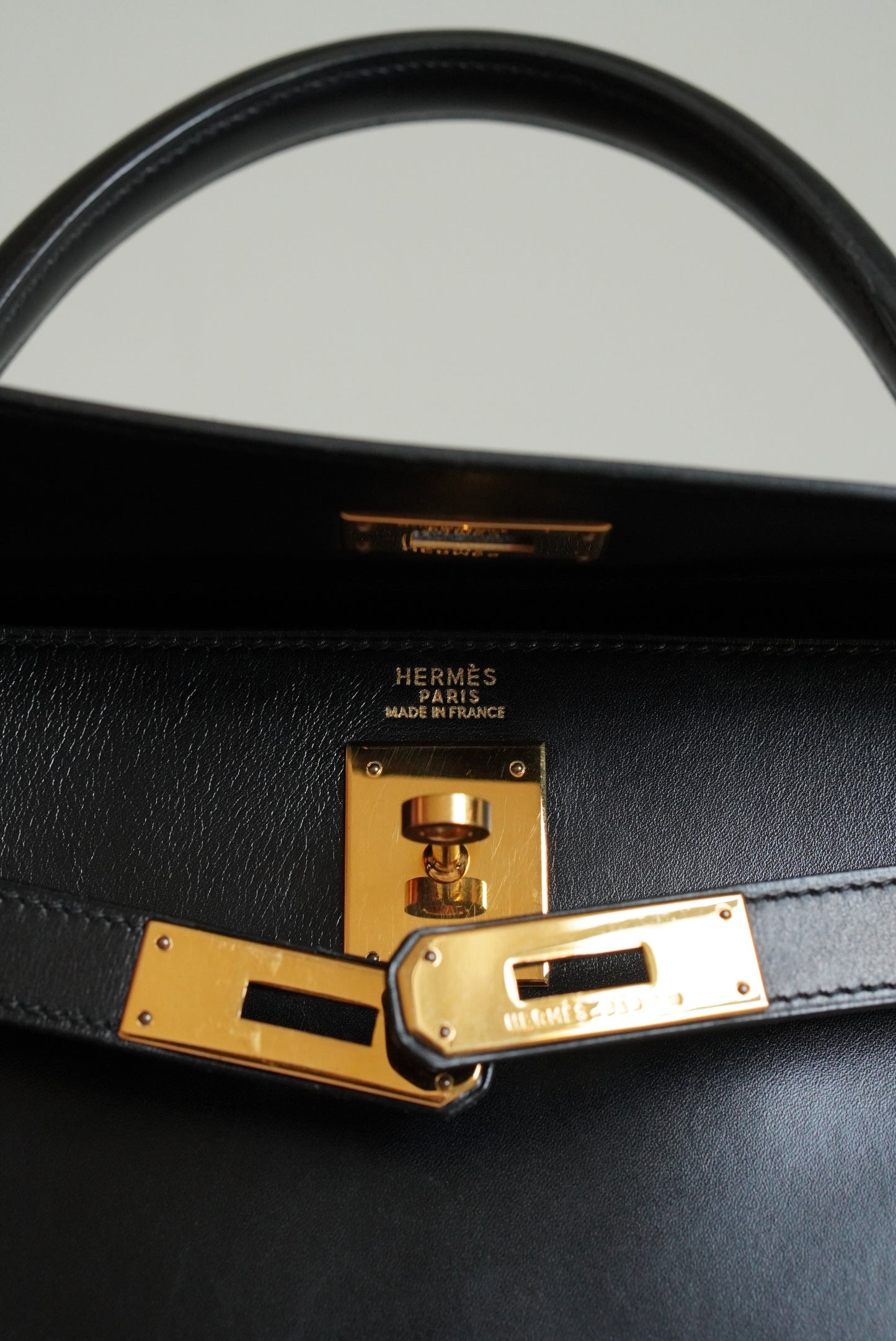 HERMÈS KELLY 32 RETOURNE BOX | BLACK
