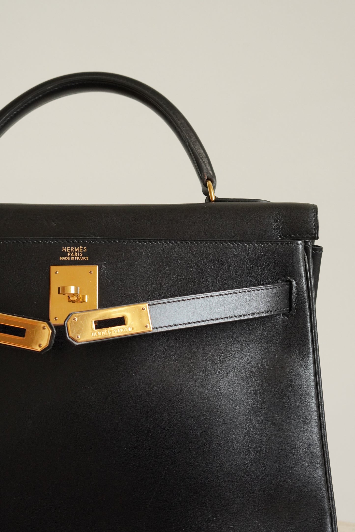 HERMÈS KELLY 32 RETOURNE BOX | BLACK