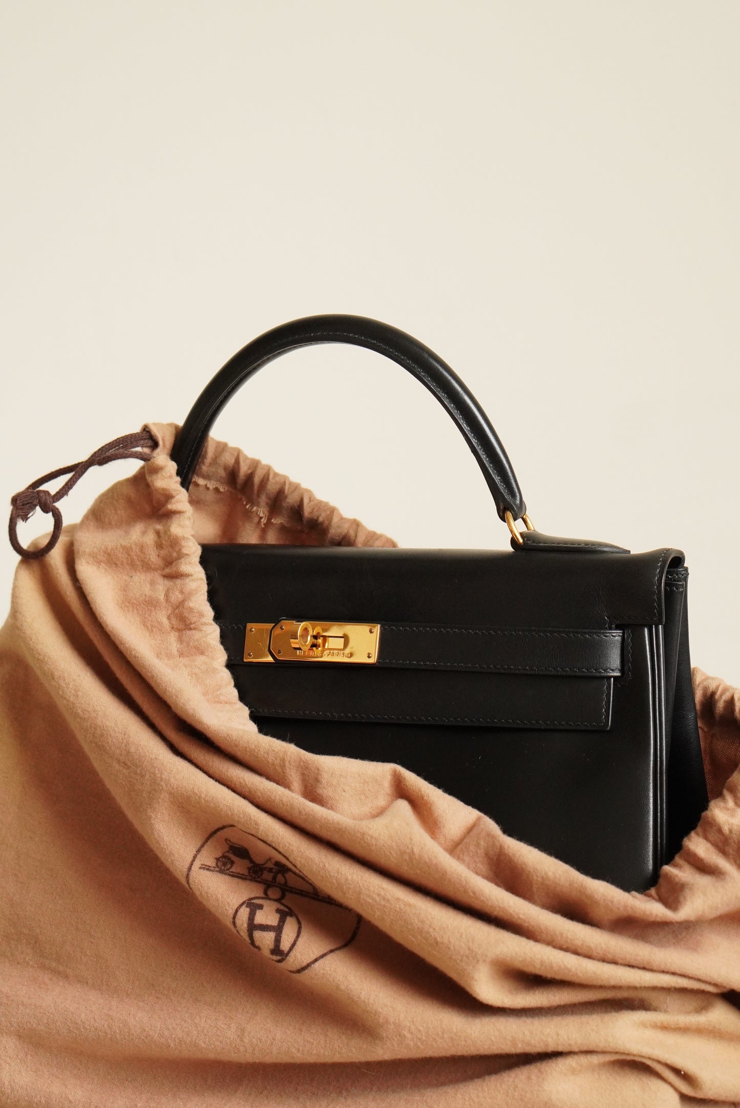 HERMÈS KELLY 32 RETOURNE BOX | BLACK