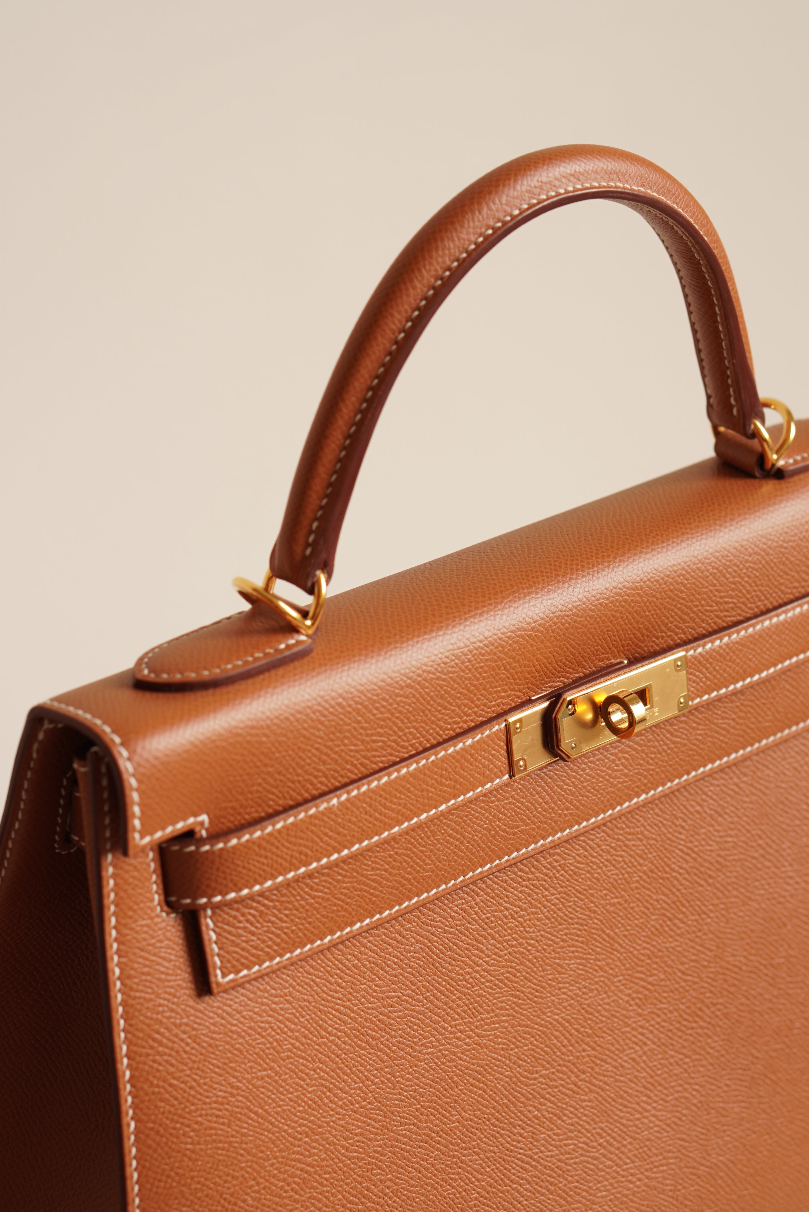 HERMÈS KELLY 32 SELLIER EPSOM | GOLD
