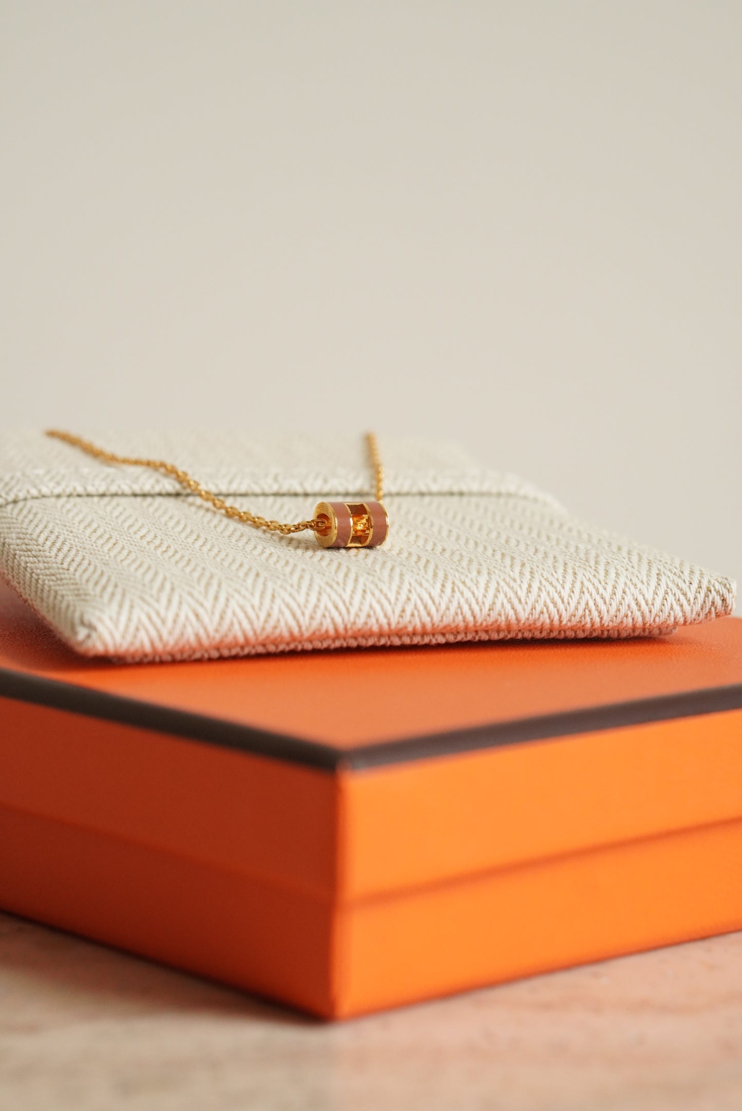 HERMÈS MINI POP H NECKLACE | NEW GOLD