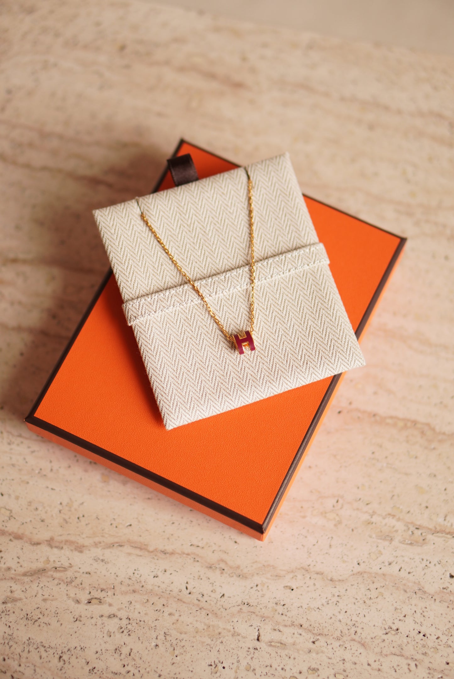HERMÈS MINI POP H NECKLACE | ROUGE GRENAT