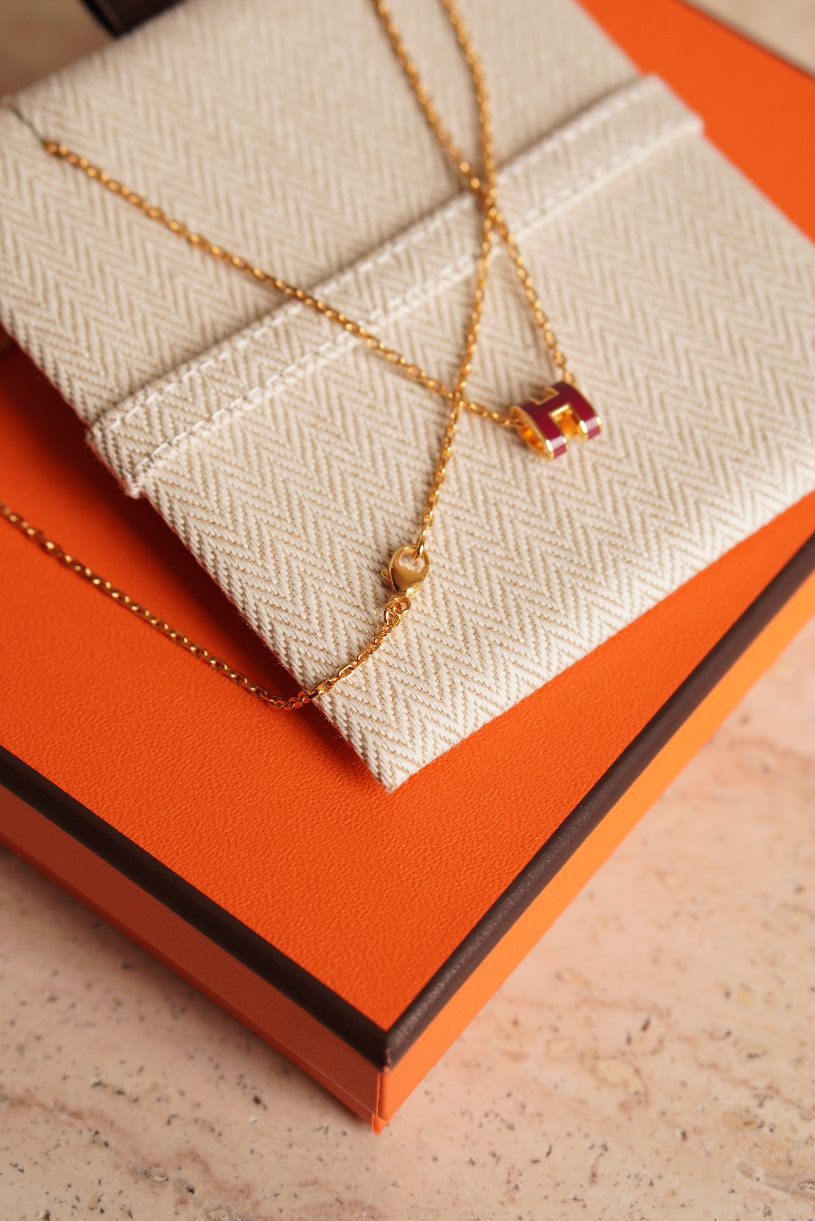 HERMÈS MINI POP H NECKLACE | ROUGE GRENAT