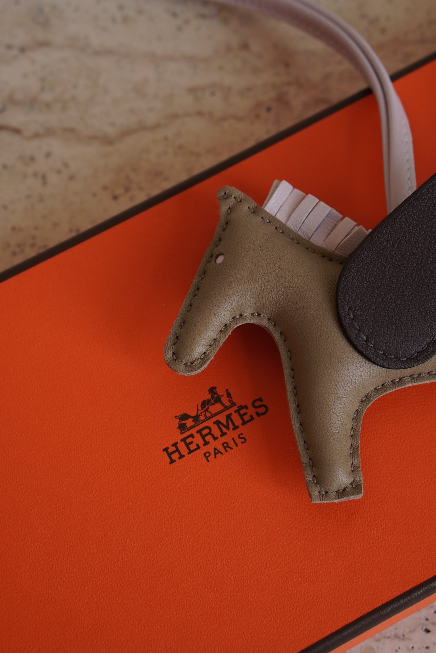 HERMÈS PEGASE PM CHARM | BEIGE MARFA/MAUVE PALE/MOKA