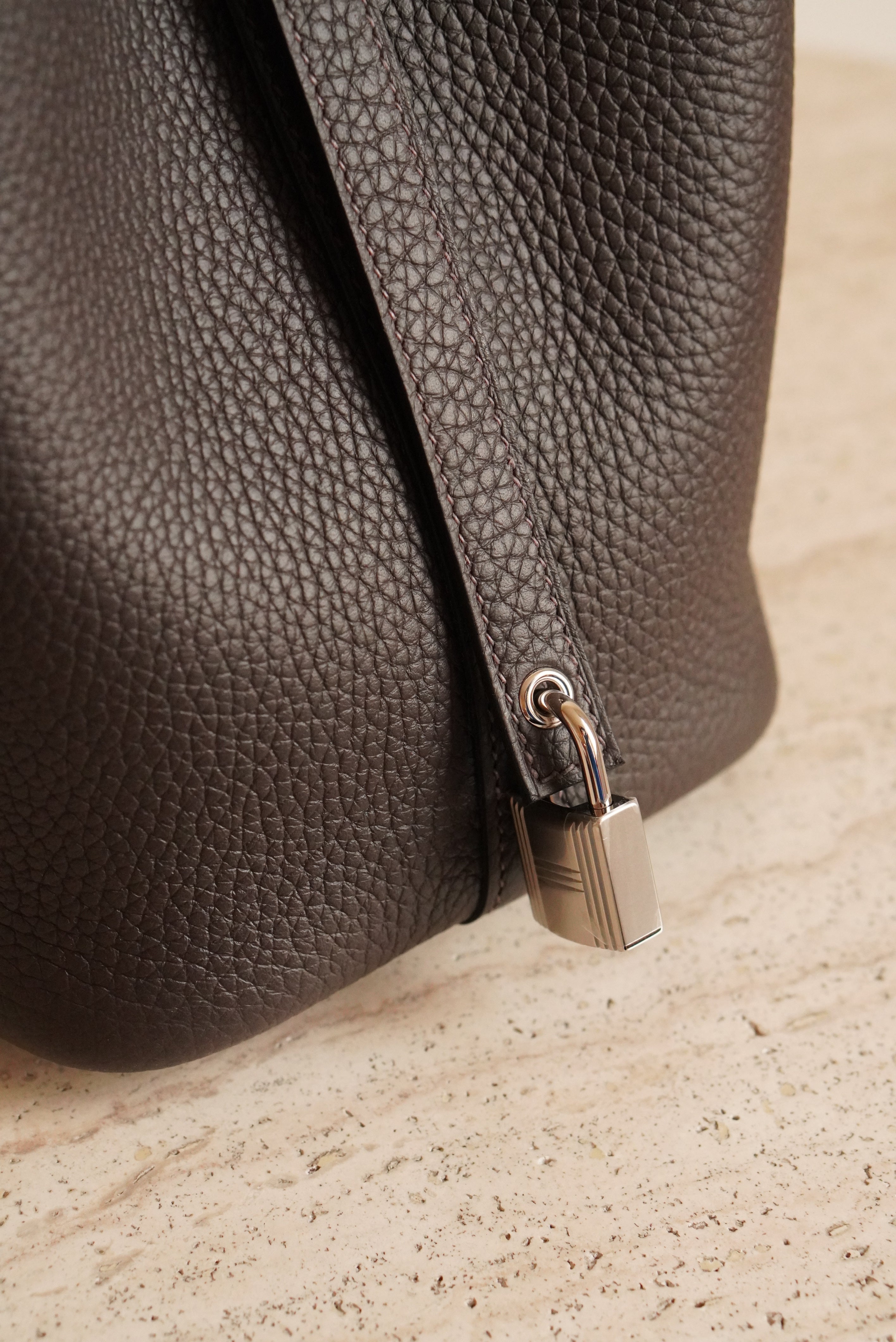 HERMÈS PICOTIN 18 | EBENE