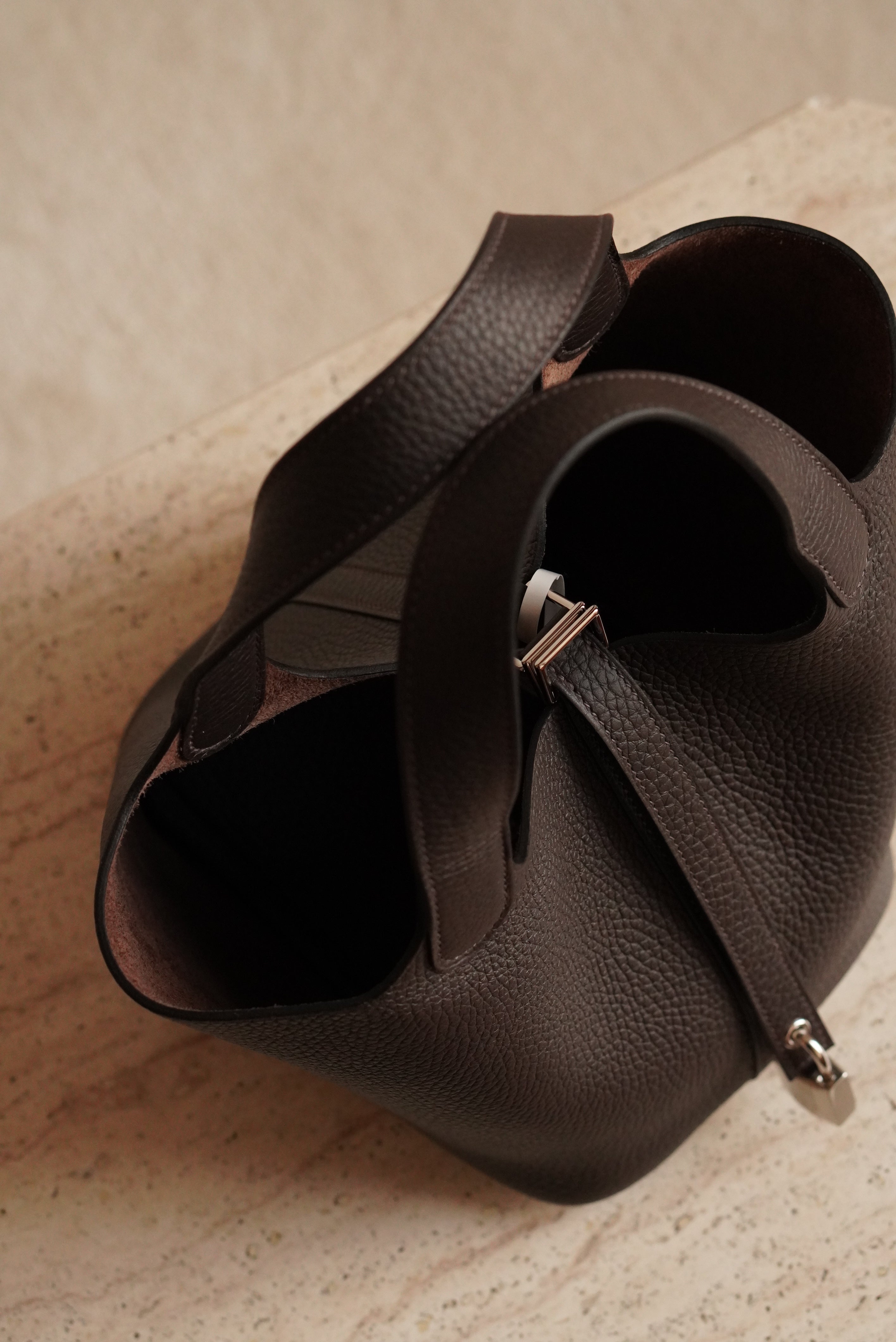 HERMÈS PICOTIN 18 | EBENE