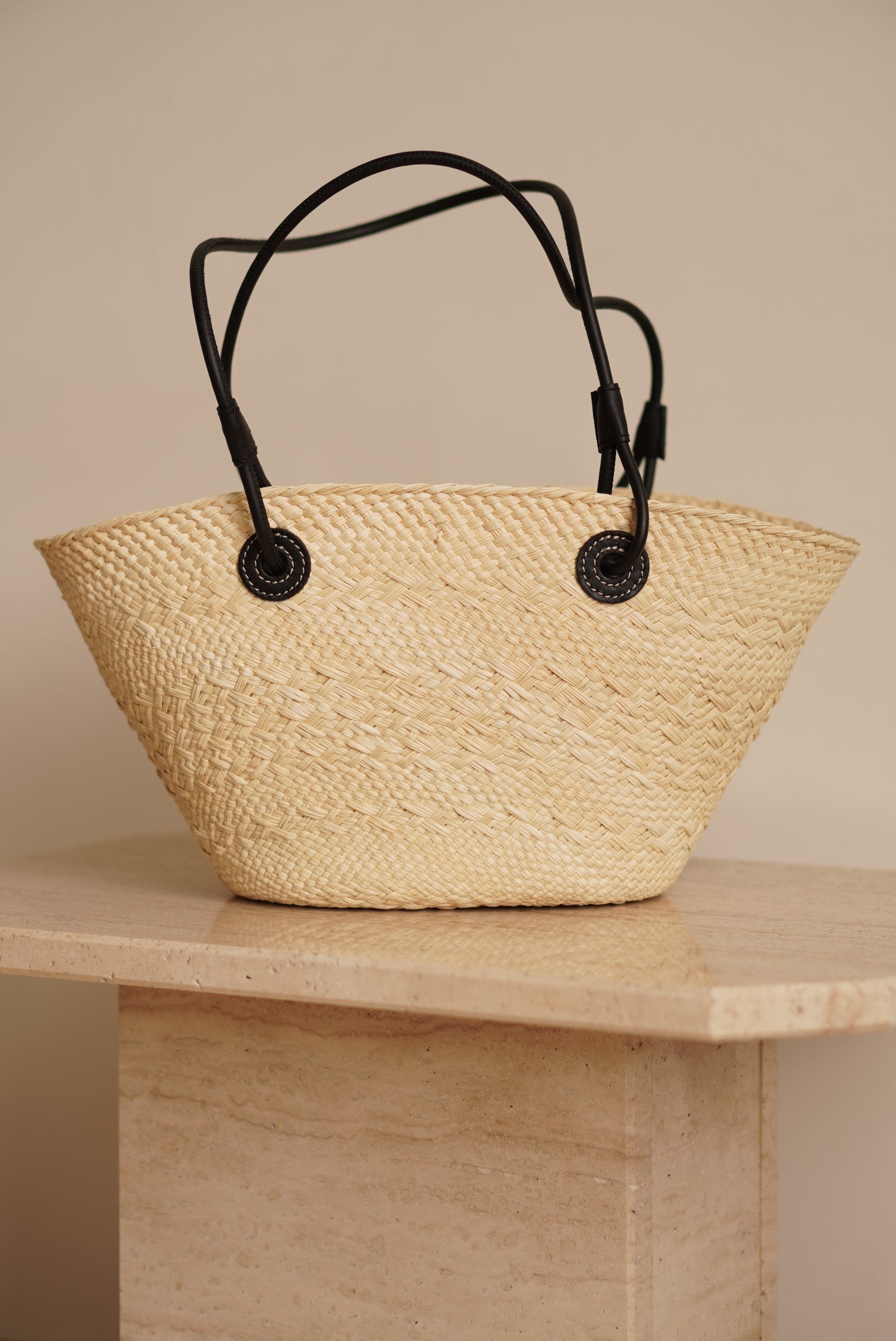 LOEWE ANAGRAM BASKET SMALL | BLACK