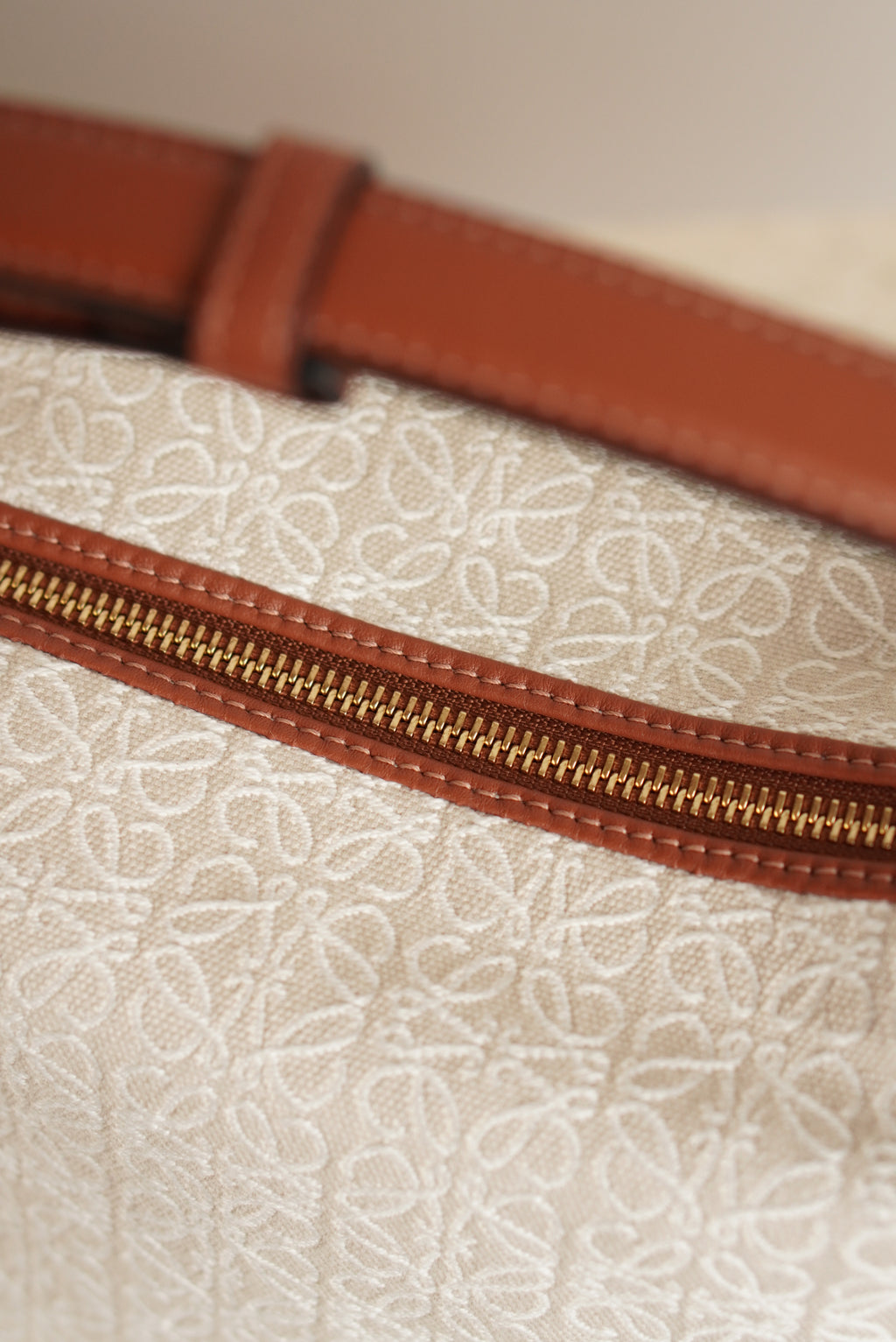 LOEWE CUBI SMALL