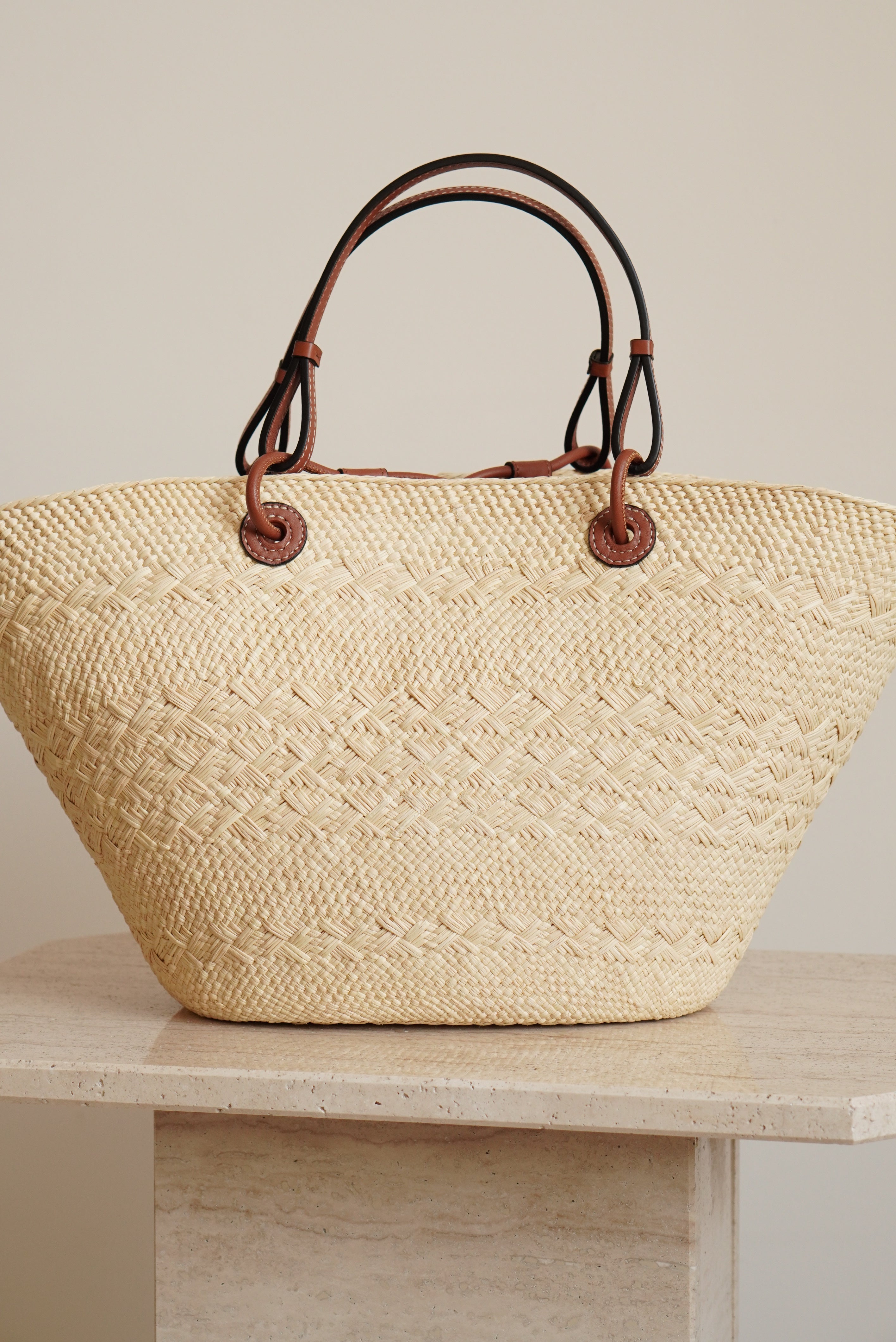 LOEWE ANAGRAM BASKET MEDIUM | BROWN