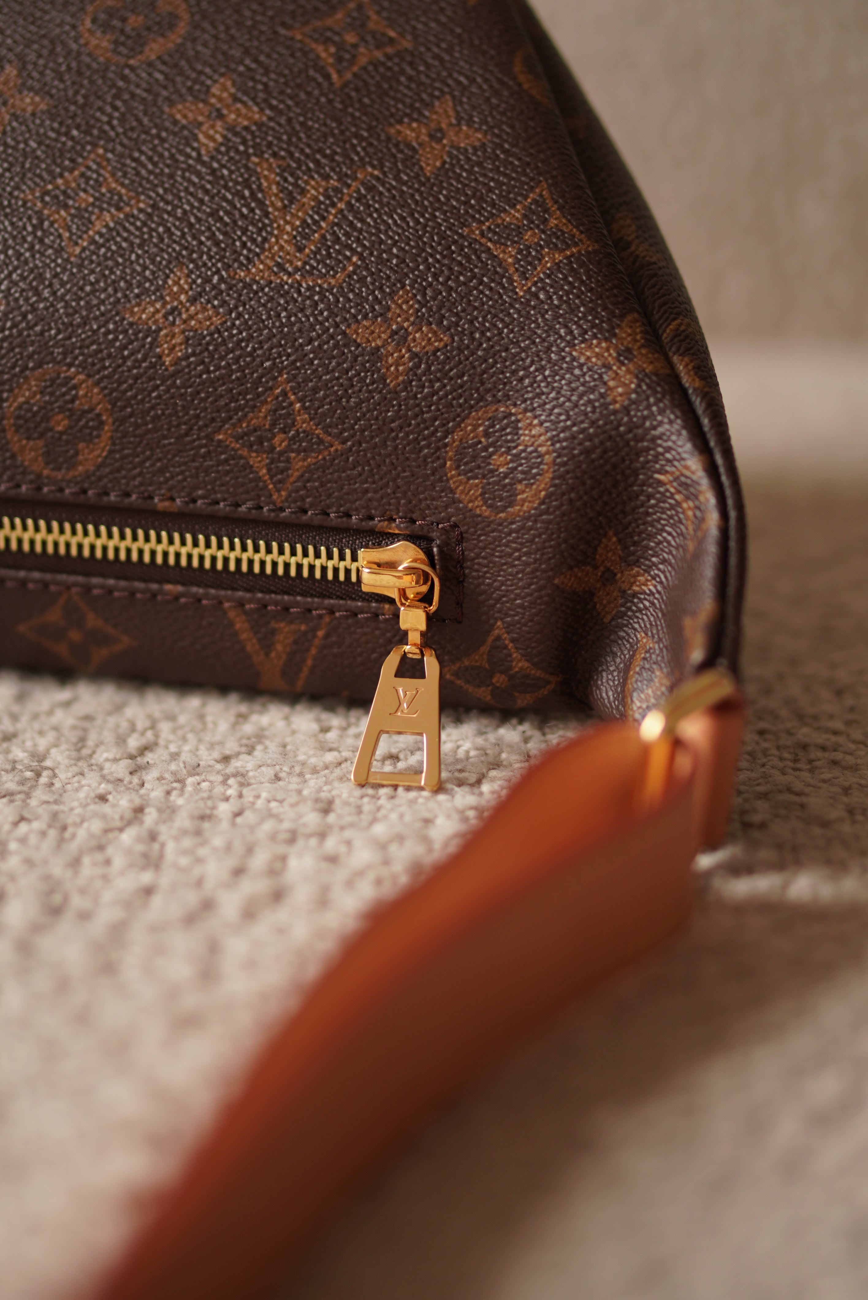 LOUIS VUITTON BUMBAG