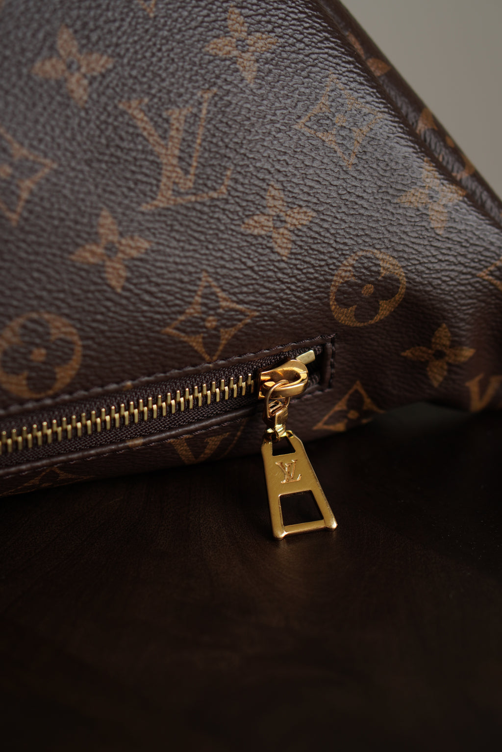 LOUIS VUITTON BUMBAG