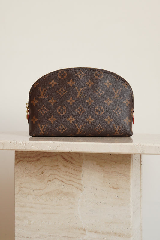 LOUIS VUITTON COSMETIC POUCH MM