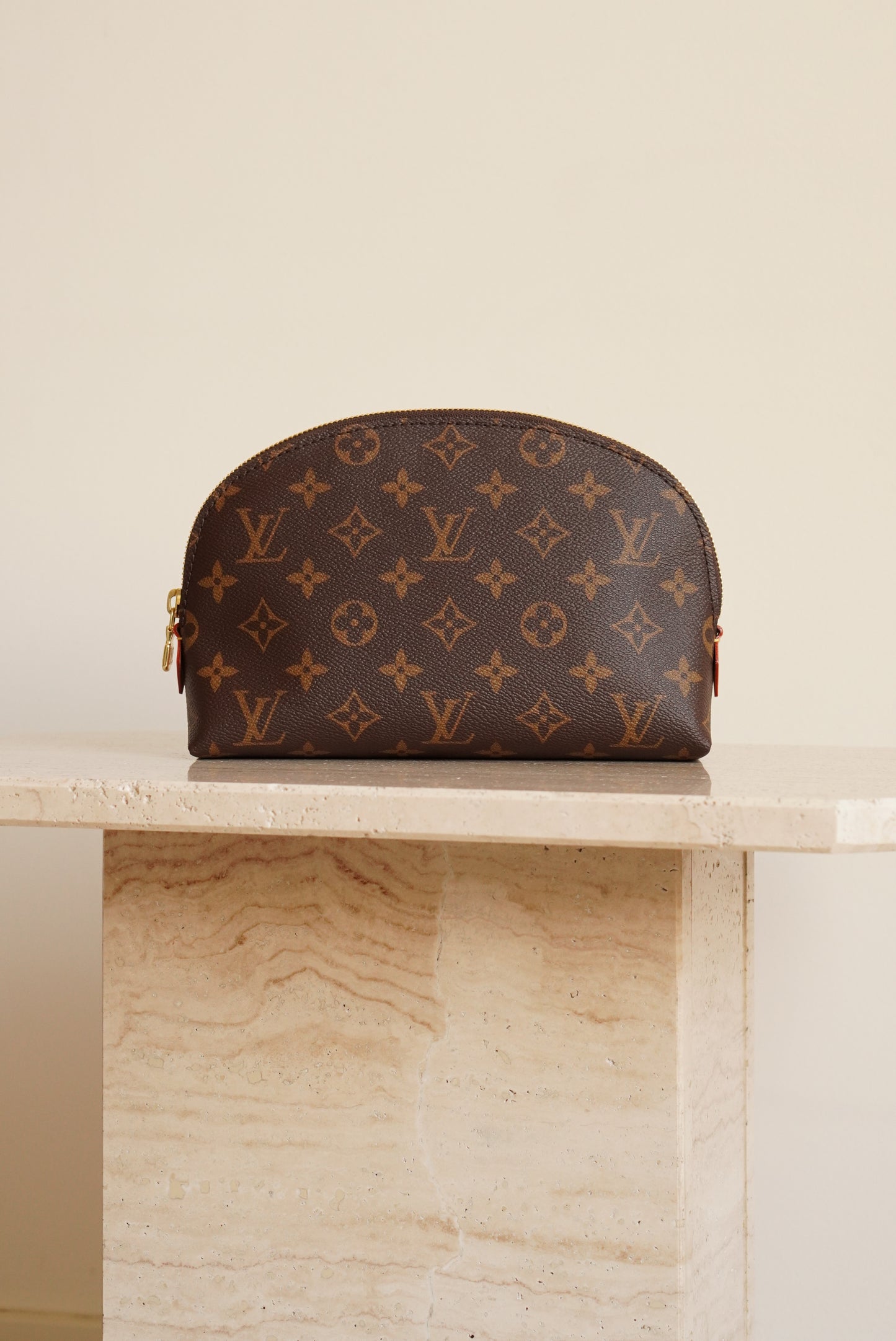 LOUIS VUITTON COSMETIC POUCH MM