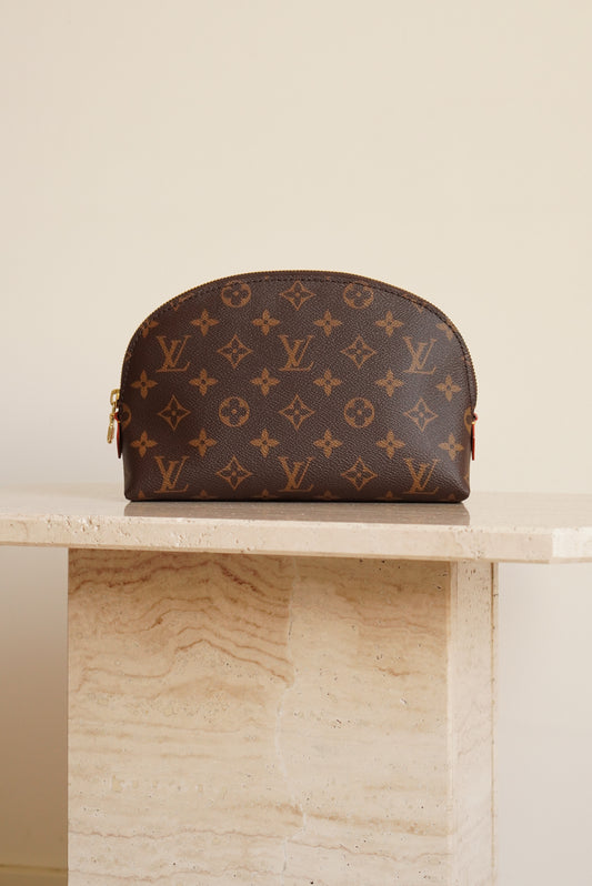 LOUIS VUITTON COSMETIC POUCH MM