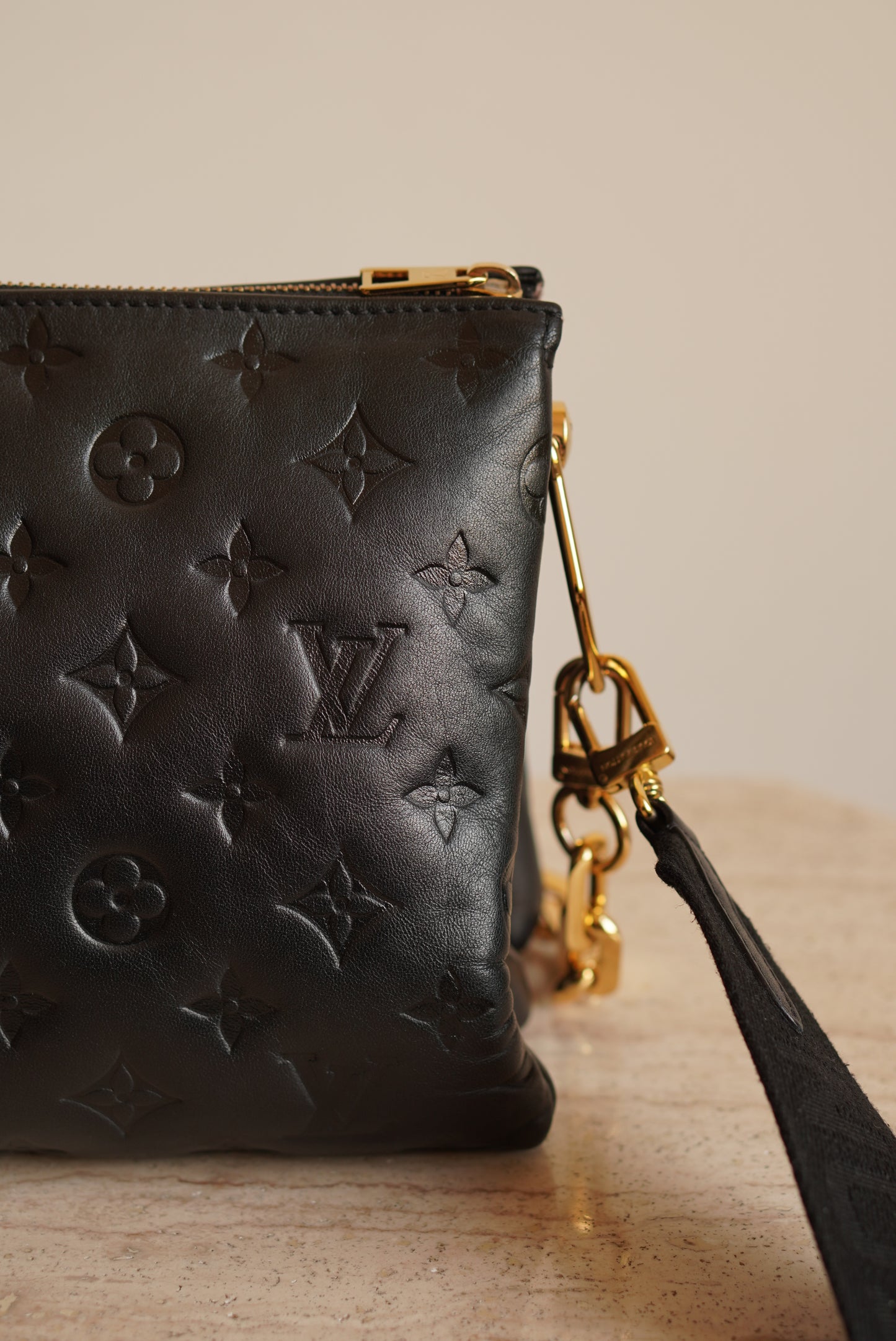 LOUIS VUITTON COUSSIN PM | BLACK
