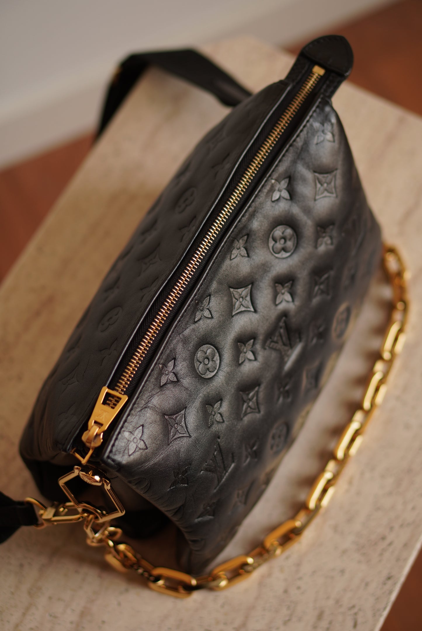 LOUIS VUITTON COUSSIN PM | BLACK