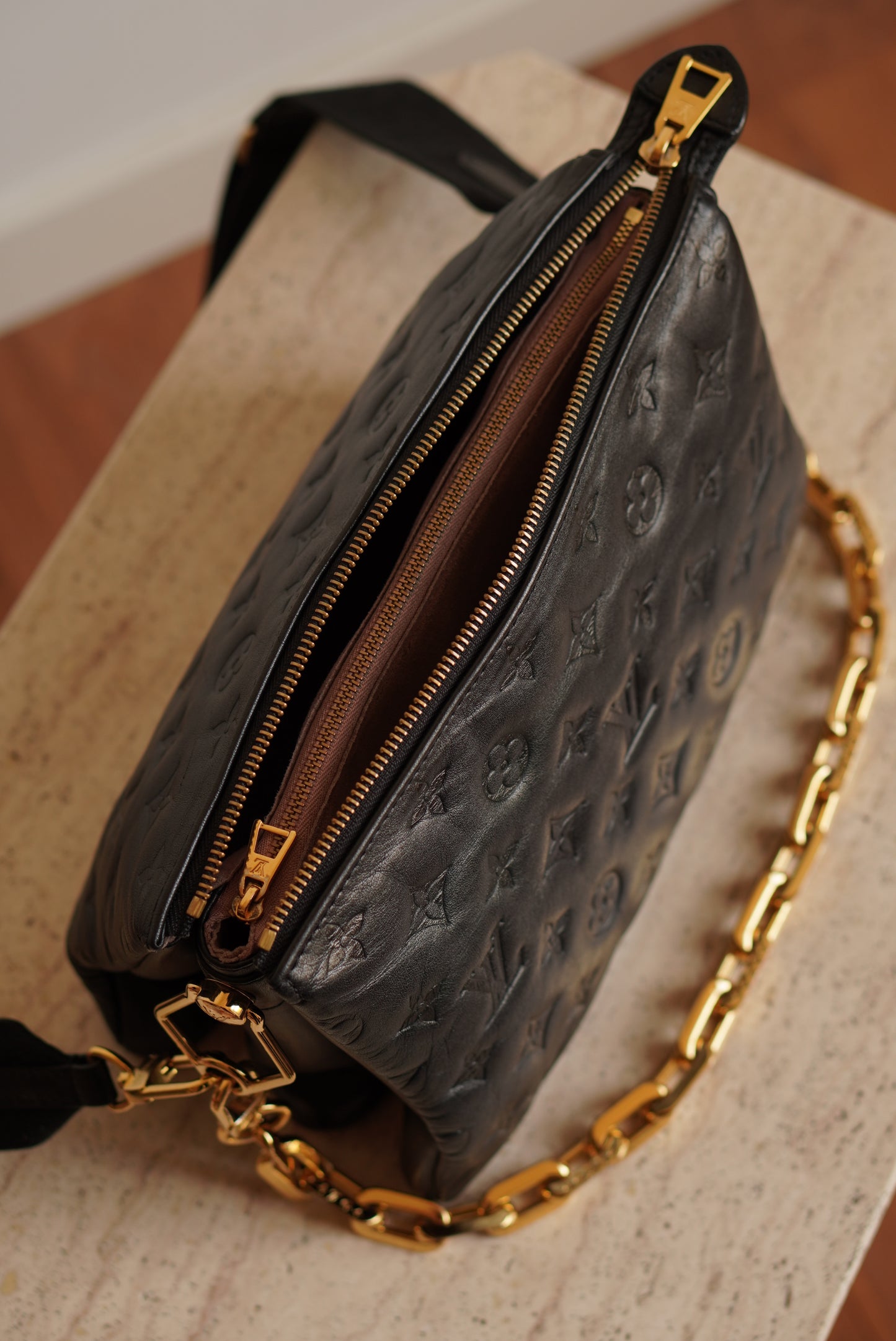 LOUIS VUITTON COUSSIN PM | BLACK