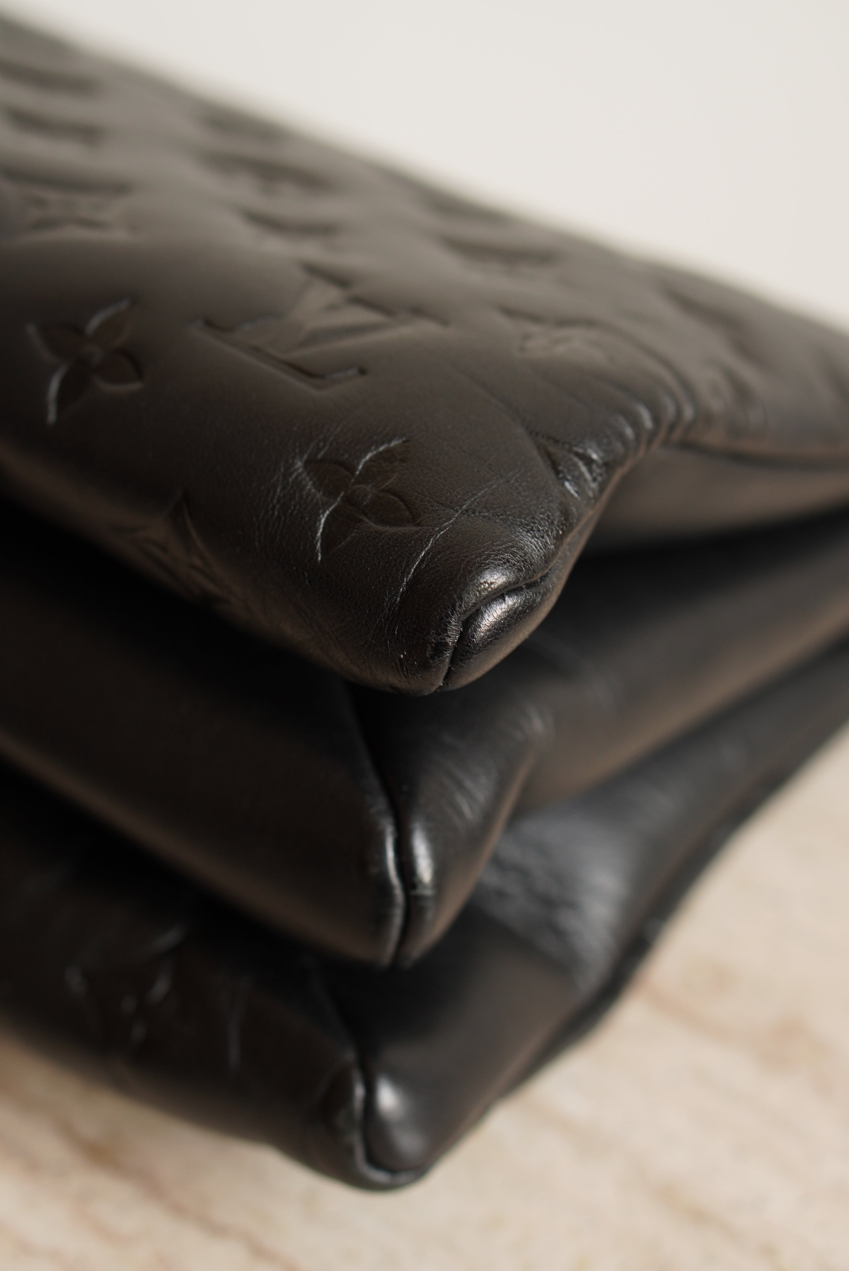 LOUIS VUITTON COUSSIN PM | BLACK