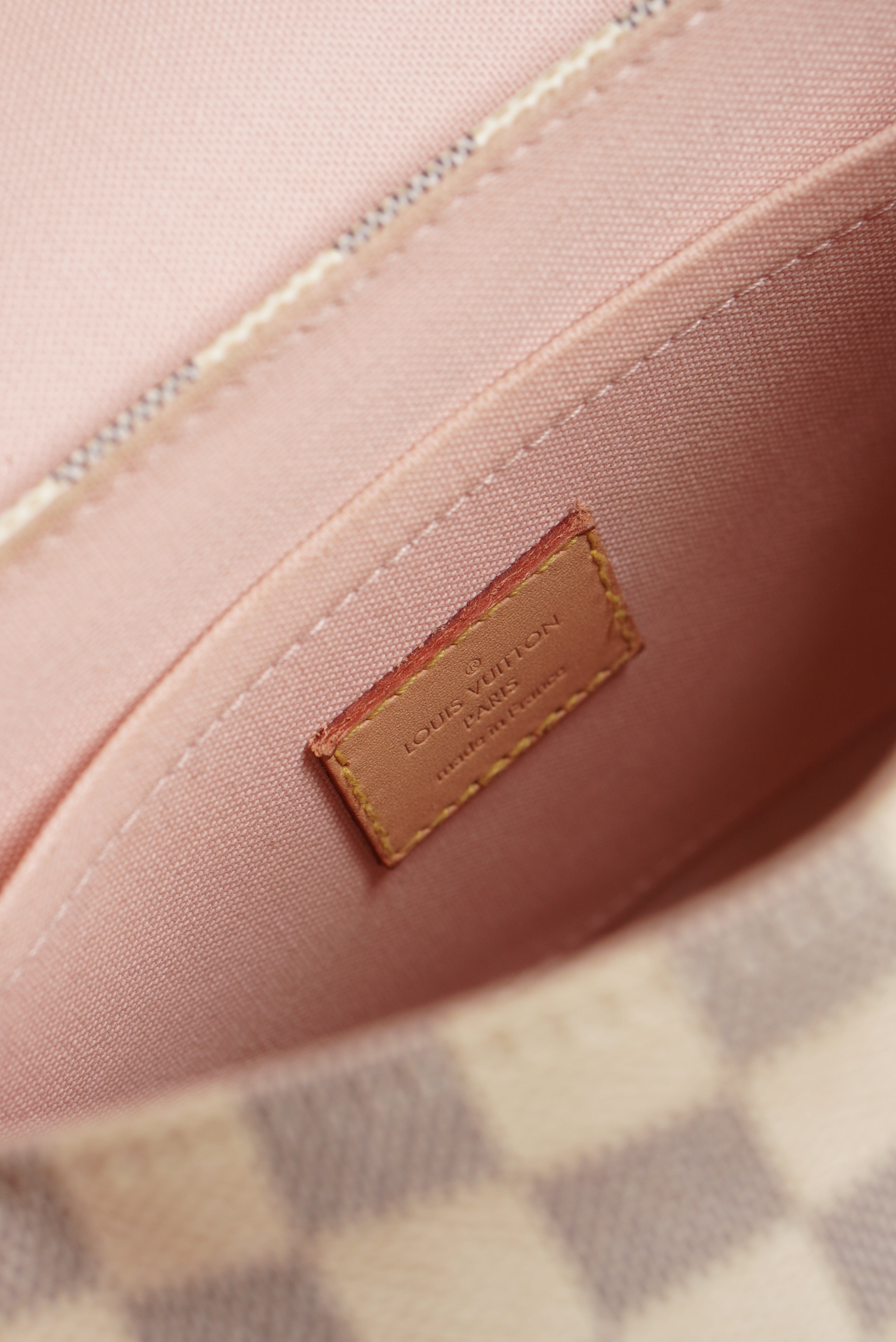 LOUIS VUITTON CROISETTE | DAMIER AZUR