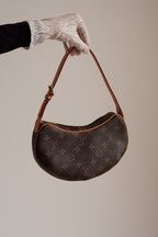 LOUIS VUITTON CROISSANT PM