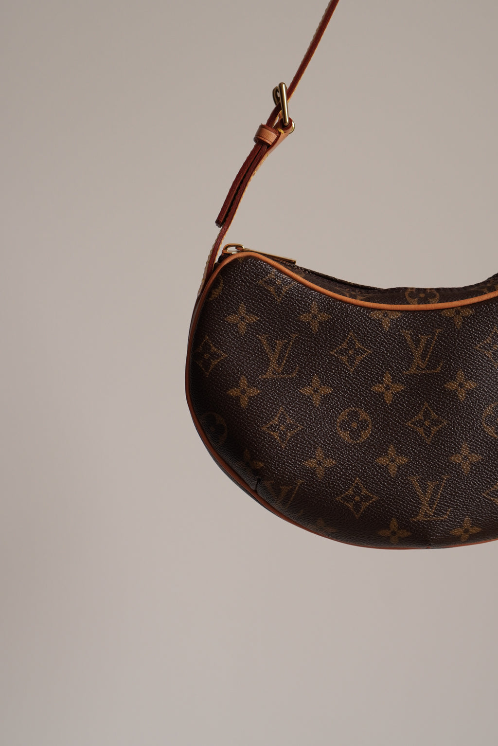 LOUIS VUITTON CROISSANT PM
